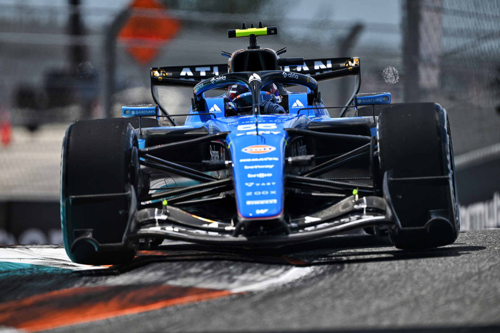 GP MIAMI, Carlos Sainz (ESP) Williams F1 Team FW48.
01.05.2026. Formula 1 World Championship, Rd 4, Miami Grand Prix, Miami, Florida, USA, Sprint Qualifiche Day.
- www.xpbimages.com, EMail: requests@xpbimages.com © Copyright: Price / XPB Images
