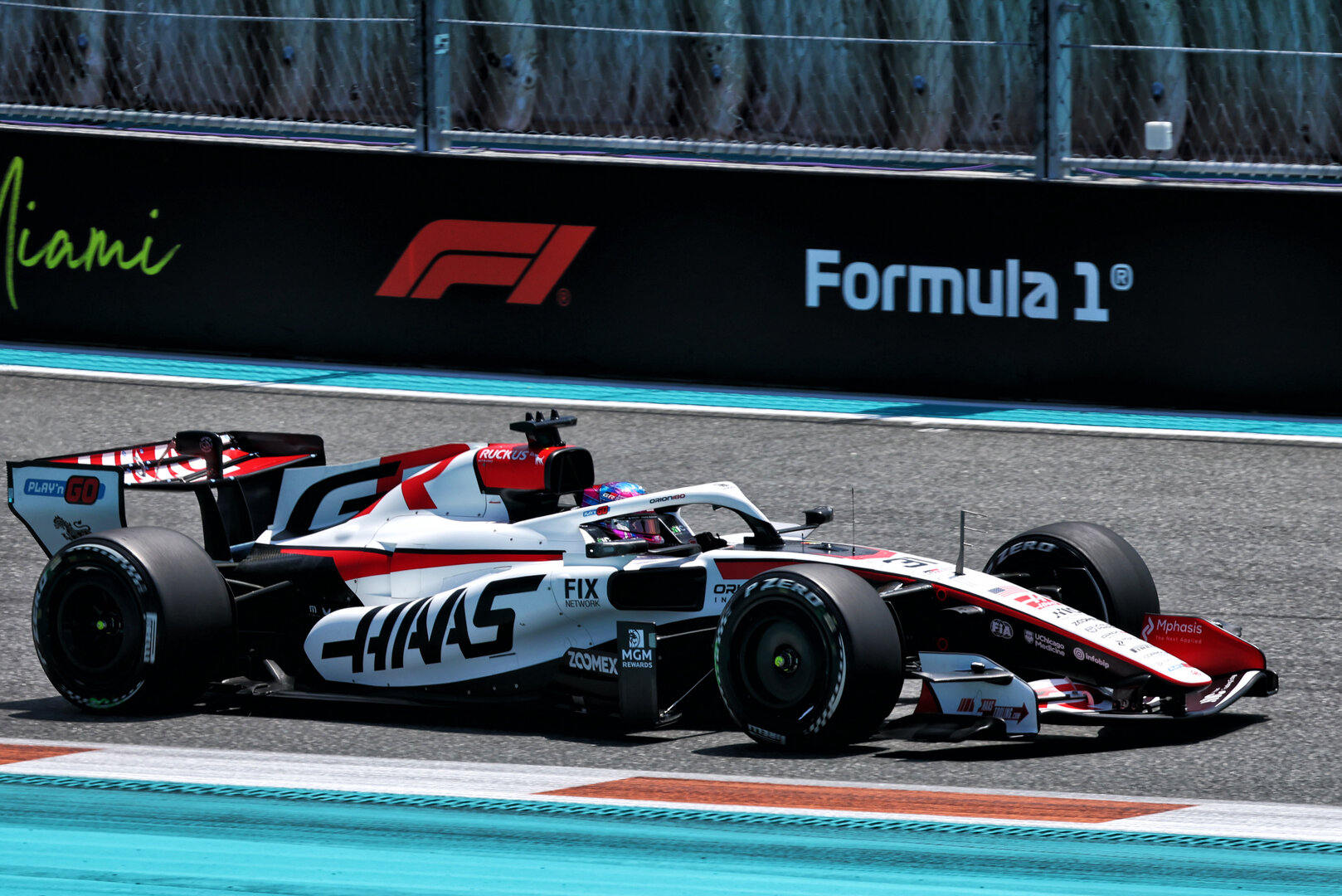 GP MIAMI, Esteban Ocon (FRA) Haas F1 Team VF-26.
01.05.2026. Formula 1 World Championship, Rd 4, Miami Grand Prix, Miami, Florida, USA, Sprint Qualifiche Day.
- www.xpbimages.com, EMail: requests@xpbimages.com © Copyright: Bearne / XPB Images