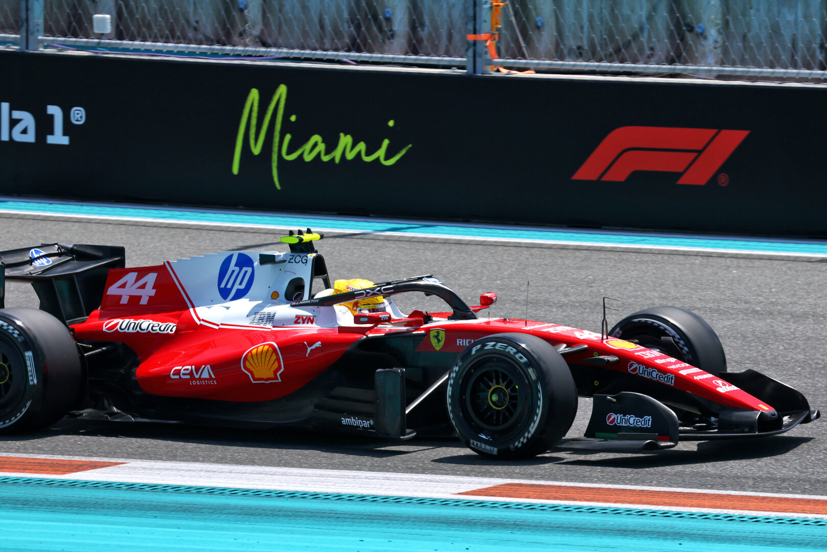 GP MIAMI, Lewis Hamilton (GBR) Ferrari SF-26.
01.05.2026. Formula 1 World Championship, Rd 4, Miami Grand Prix, Miami, Florida, USA, Sprint Qualifiche Day.
- www.xpbimages.com, EMail: requests@xpbimages.com © Copyright: Bearne / XPB Images
