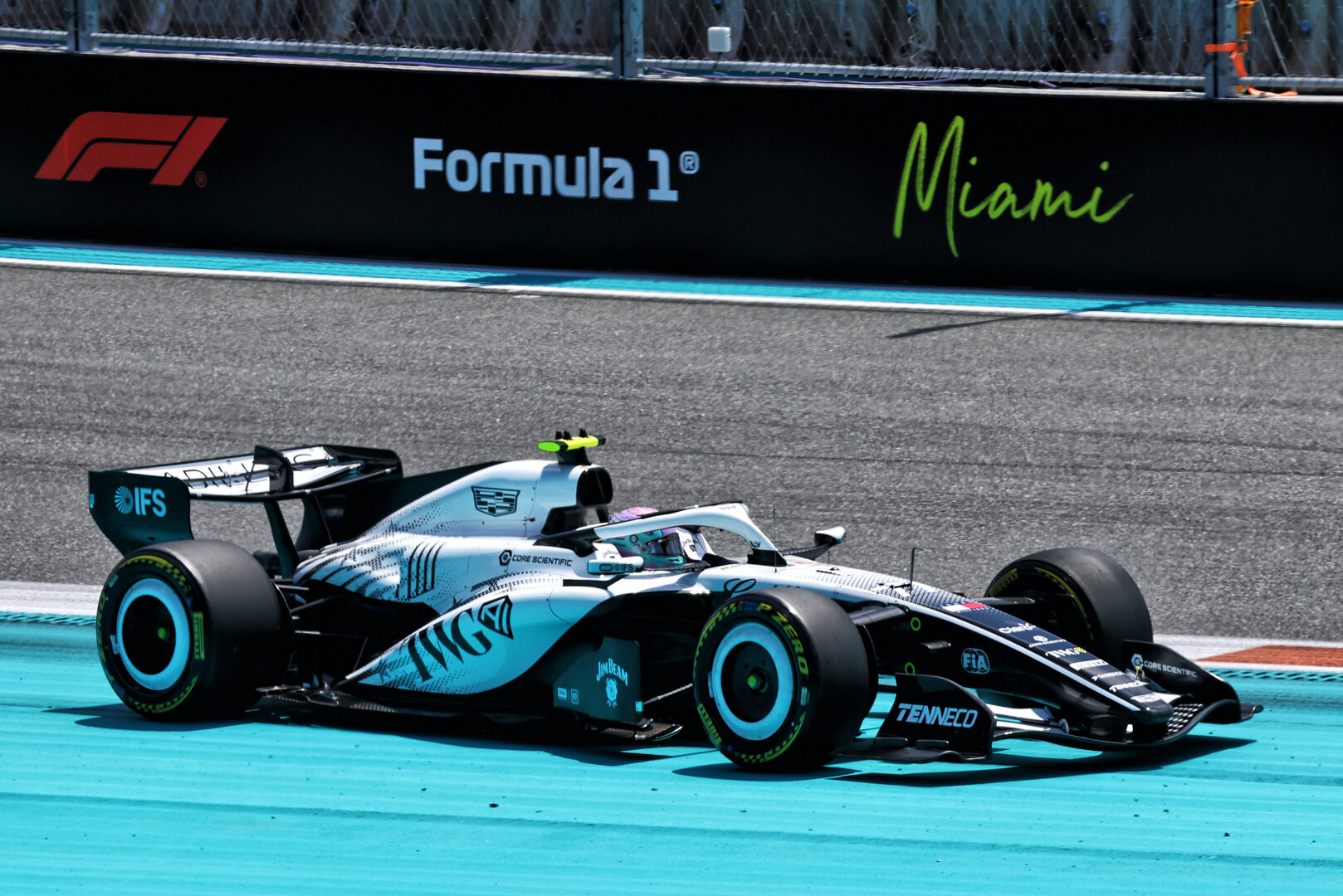 GP MIAMI, Valtteri Bottas (FIN) Cadillac Formula 1 Team MAC-26 runs wide.
01.05.2026. Formula 1 World Championship, Rd 4, Miami Grand Prix, Miami, Florida, USA, Sprint Qualifiche Day.
- www.xpbimages.com, EMail: requests@xpbimages.com © Copyright: Bearne / XPB Images