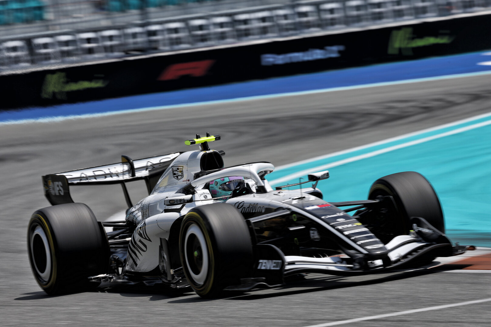 GP MIAMI, Valtteri Bottas (FIN) Cadillac Formula 1 Team MAC-26.
01.05.2026. Formula 1 World Championship, Rd 4, Miami Grand Prix, Miami, Florida, USA, Sprint Qualifiche Day.
- www.xpbimages.com, EMail: requests@xpbimages.com © Copyright: Dunbar / XPB Images