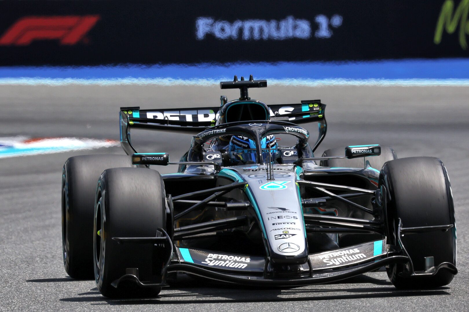 GP MIAMI, George Russell (GBR) Mercedes AMG Formula One Team W17.
01.05.2026. Formula 1 World Championship, Rd 4, Miami Grand Prix, Miami, Florida, USA, Sprint Qualifiche Day.
- www.xpbimages.com, EMail: requests@xpbimages.com © Copyright: Dunbar / XPB Images