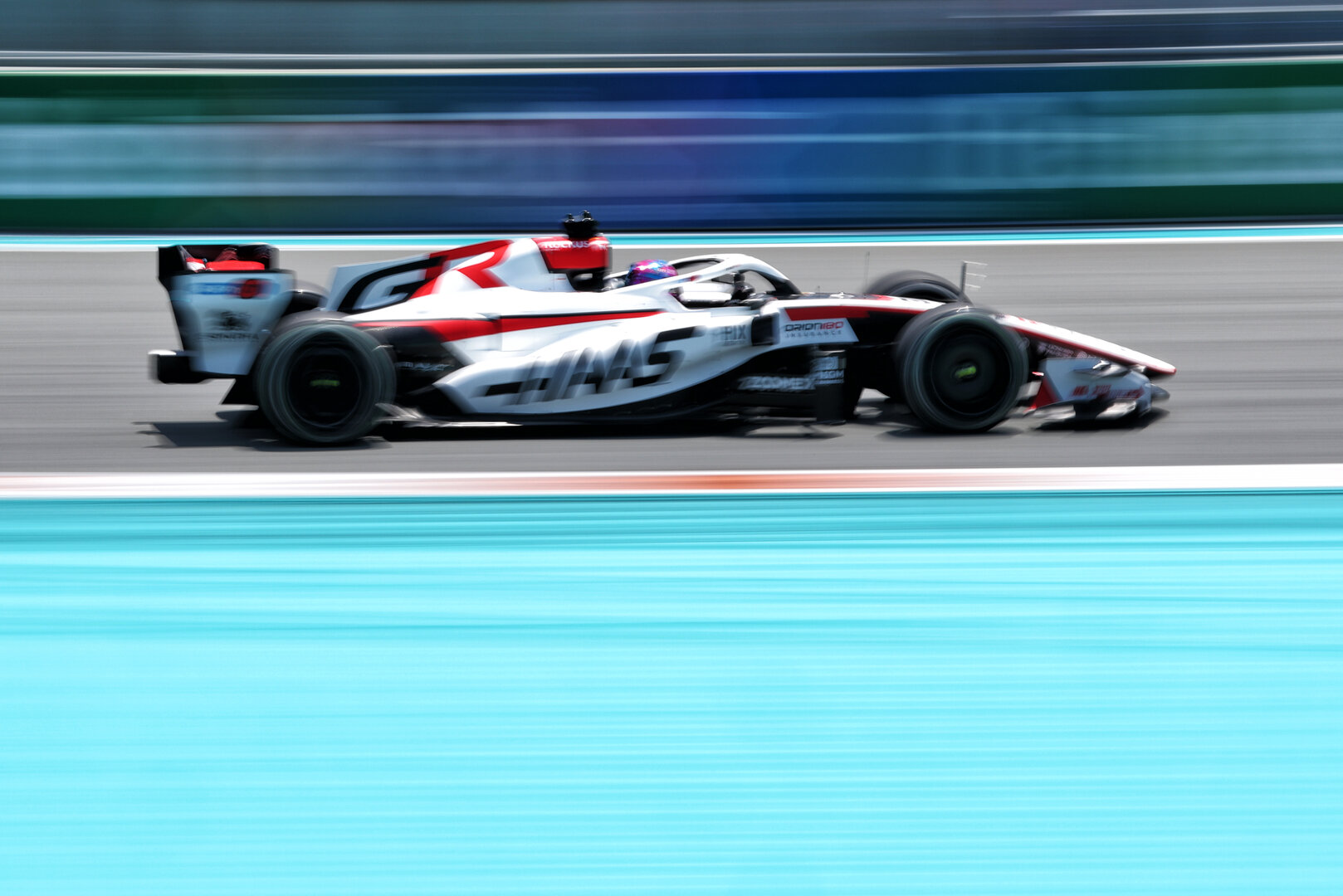 GP MIAMI, Esteban Ocon (FRA) Haas F1 Team VF-26.
01.05.2026. Formula 1 World Championship, Rd 4, Miami Grand Prix, Miami, Florida, USA, Sprint Qualifiche Day.
- www.xpbimages.com, EMail: requests@xpbimages.com © Copyright: Bearne / XPB Images