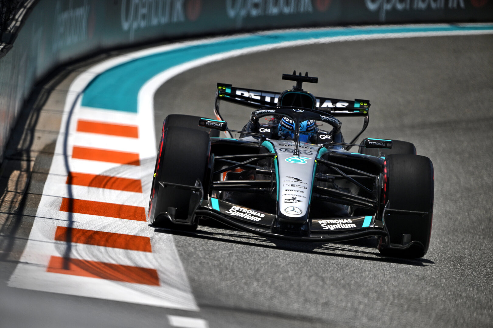GP MIAMI, George Russell (GBR) Mercedes AMG Formula One Team W17.
01.05.2026. Formula 1 World Championship, Rd 4, Miami Grand Prix, Miami, Florida, USA, Sprint Qualifiche Day.
- www.xpbimages.com, EMail: requests@xpbimages.com © Copyright: Price / XPB Images