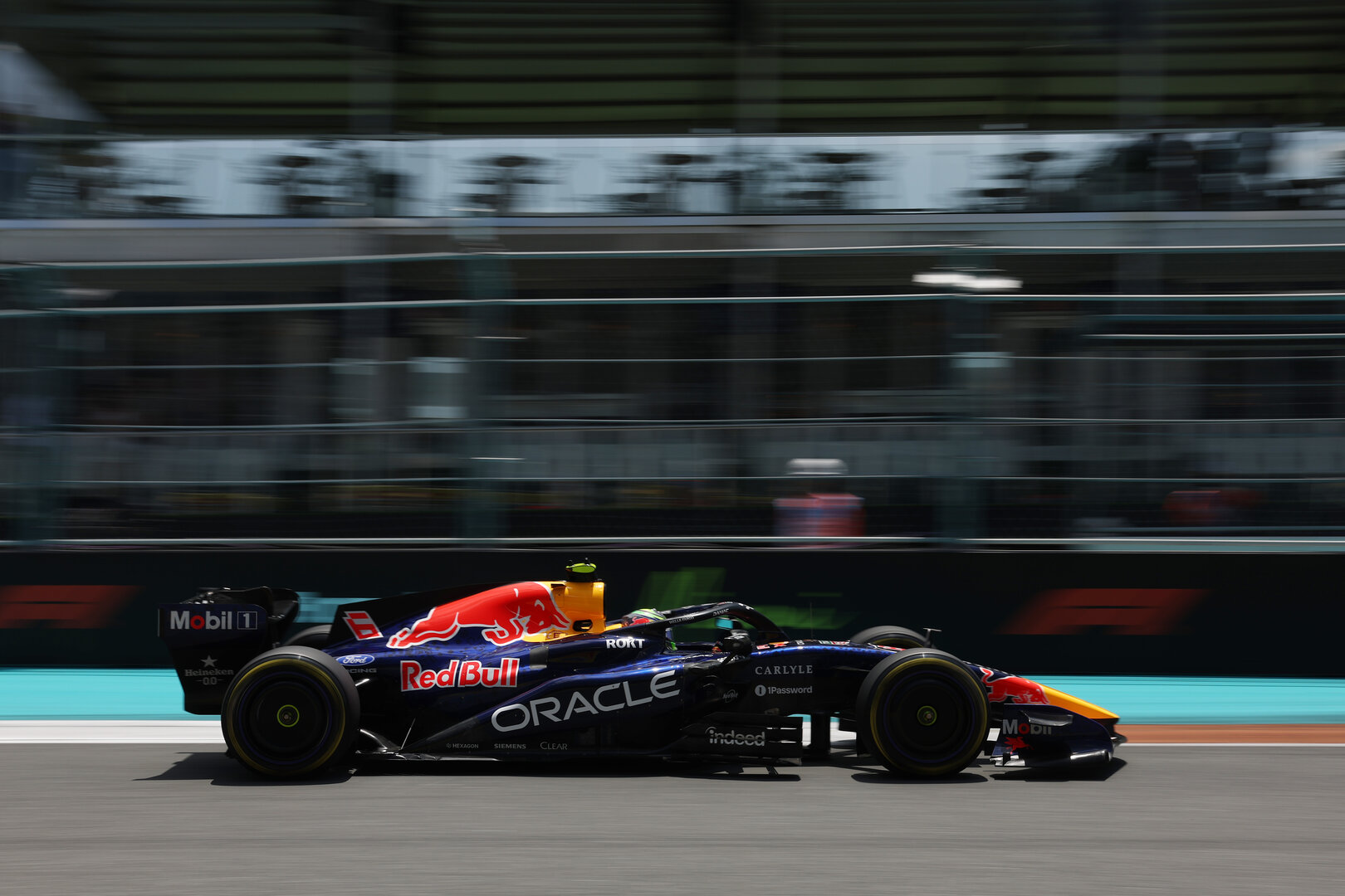 GP MIAMI, Isack Hadjar (FRA) Red Bull Racing RB22.
01.05.2026. Formula 1 World Championship, Rd 4, Miami Grand Prix, Miami, Florida, USA, Sprint Qualifiche Day.
- www.xpbimages.com, EMail: requests@xpbimages.com © Copyright: Dunbar / XPB Images