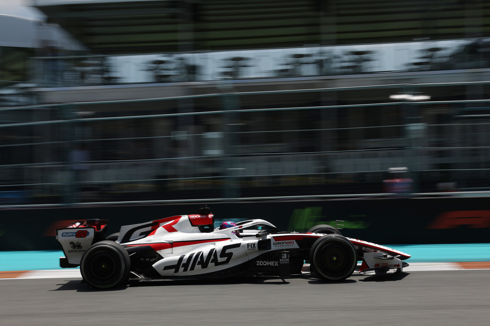 GP MIAMI, Esteban Ocon (FRA) Haas F1 Team VF-26.
01.05.2026. Formula 1 World Championship, Rd 4, Miami Grand Prix, Miami, Florida, USA, Sprint Qualifiche Day.
- www.xpbimages.com, EMail: requests@xpbimages.com © Copyright: Dunbar / XPB Images