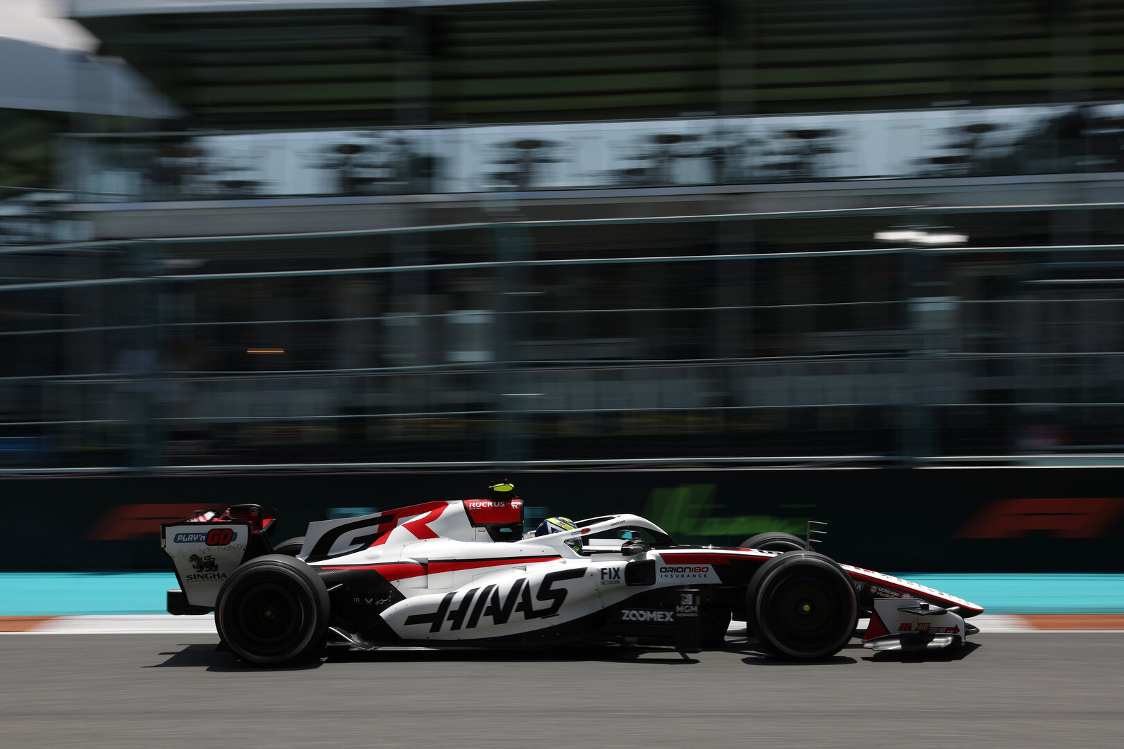 GP MIAMI, Oliver Bearman (GBR) Haas F1 Team VF-26.
01.05.2026. Formula 1 World Championship, Rd 4, Miami Grand Prix, Miami, Florida, USA, Sprint Qualifiche Day.
- www.xpbimages.com, EMail: requests@xpbimages.com © Copyright: Dunbar / XPB Images