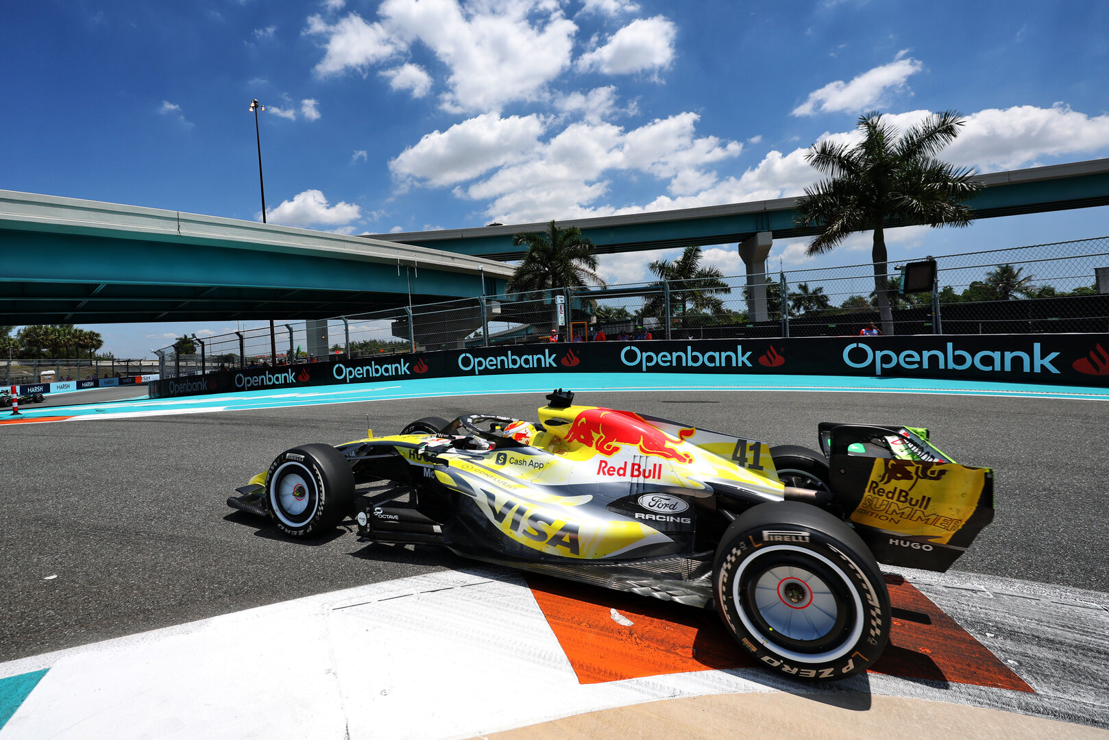 GP MIAMI, Arvid Lindblad (GBR) Racing Bulls Formula One Team VCARB 03.
01.05.2026. Formula 1 World Championship, Rd 4, Miami Grand Prix, Miami, Florida, USA, Sprint Qualifiche Day.
- www.xpbimages.com, EMail: requests@xpbimages.com © Copyright: Charniaux / XPB Images
