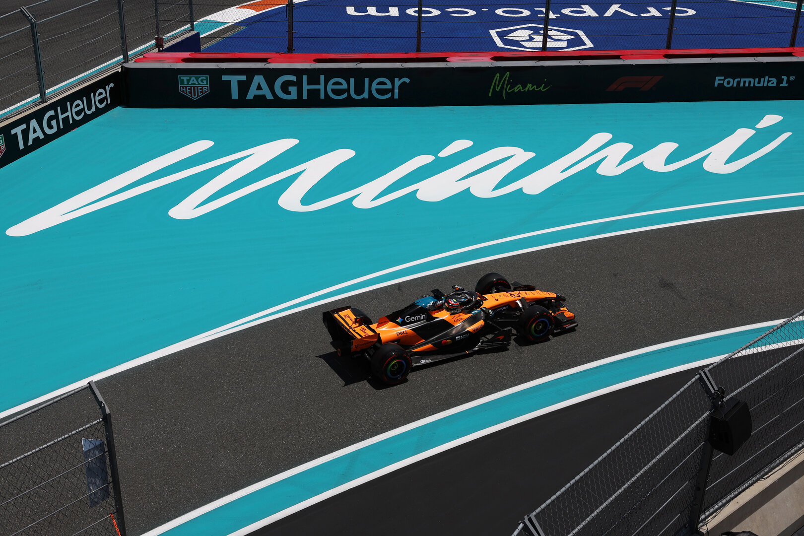 GP MIAMI, Oscar Piastri (AUS) McLaren F1 Team MCL40.
01.05.2026. Formula 1 World Championship, Rd 4, Miami Grand Prix, Miami, Florida, USA, Sprint Qualifiche Day.
- www.xpbimages.com, EMail: requests@xpbimages.com © Copyright: Dunbar / XPB Images