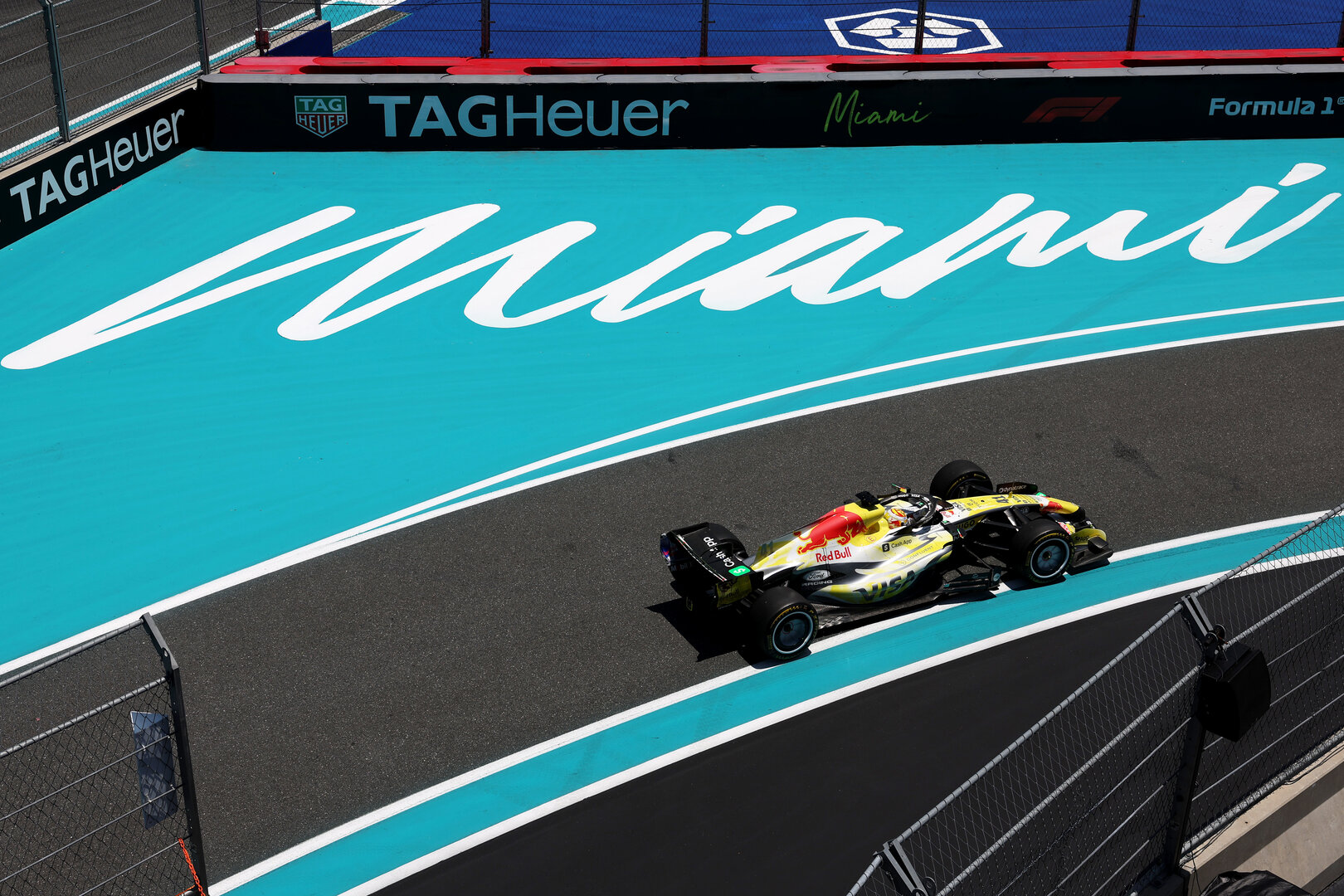GP MIAMI, Arvid Lindblad (GBR) Racing Bulls Formula One Team VCARB 03.
01.05.2026. Formula 1 World Championship, Rd 4, Miami Grand Prix, Miami, Florida, USA, Sprint Qualifiche Day.
- www.xpbimages.com, EMail: requests@xpbimages.com © Copyright: Dunbar / XPB Images