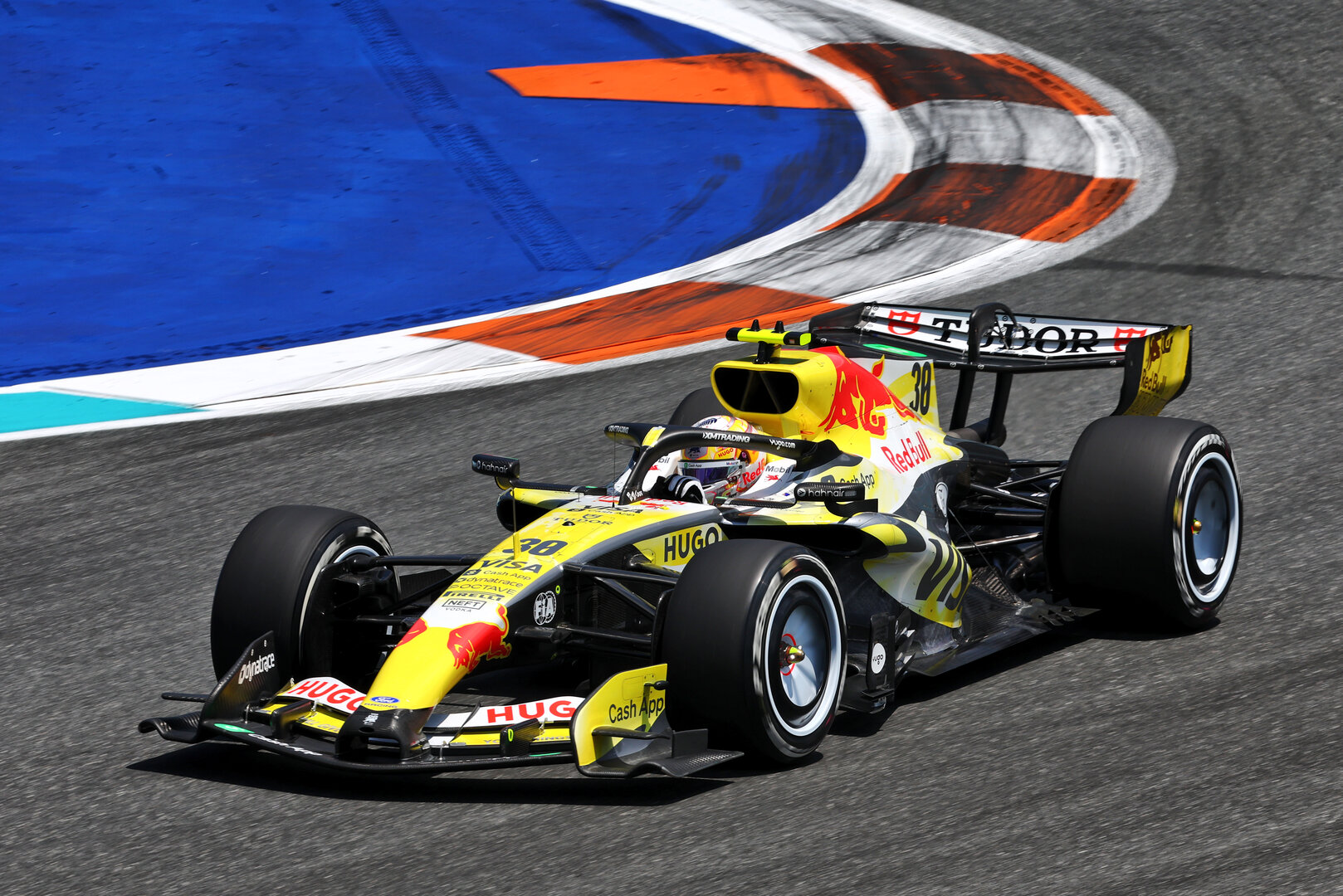 GP MIAMI, Liam Lawson (NZL) Racing Bulls Formula One Team VCARB 03.
01.05.2026. Formula 1 World Championship, Rd 4, Miami Grand Prix, Miami, Florida, USA, Sprint Qualifiche Day.
- www.xpbimages.com, EMail: requests@xpbimages.com © Copyright: Patching / XPB Images
