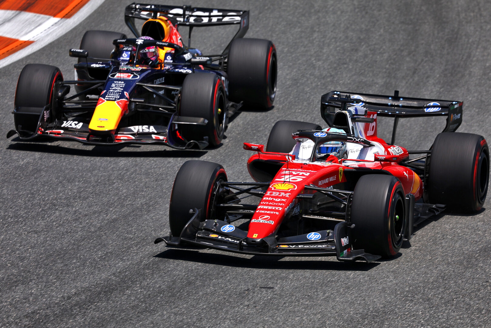 GP MIAMI, Charles Leclerc (MON) Ferrari SF-26 e Max Verstappen (NLD) Red Bull Racing RB22.
01.05.2026. Formula 1 World Championship, Rd 4, Miami Grand Prix, Miami, Florida, USA, Sprint Qualifiche Day.
- www.xpbimages.com, EMail: requests@xpbimages.com © Copyright: Patching / XPB Images