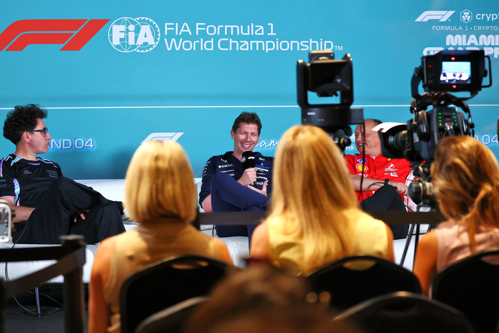 GP MIAMI, (L to R): Mattia Binotto (ITA) Audi F1 Team Motorsport Chief Operating e Chief Technical Officer; James Vowles (GBR) Williams F1 Team, Team Principal; e Frederic Vasseur (FRA) Ferrari Team Principal, in the FIA Press Conference.
01.05.2026. Formula 1 World Championship, Rd 4, Miami Grand Prix, Miami, Florida, USA, Sprint Qualifiche Day.
- www.xpbimages.com, EMail: requests@xpbimages.com © Copyright: Bearne / XPB Images