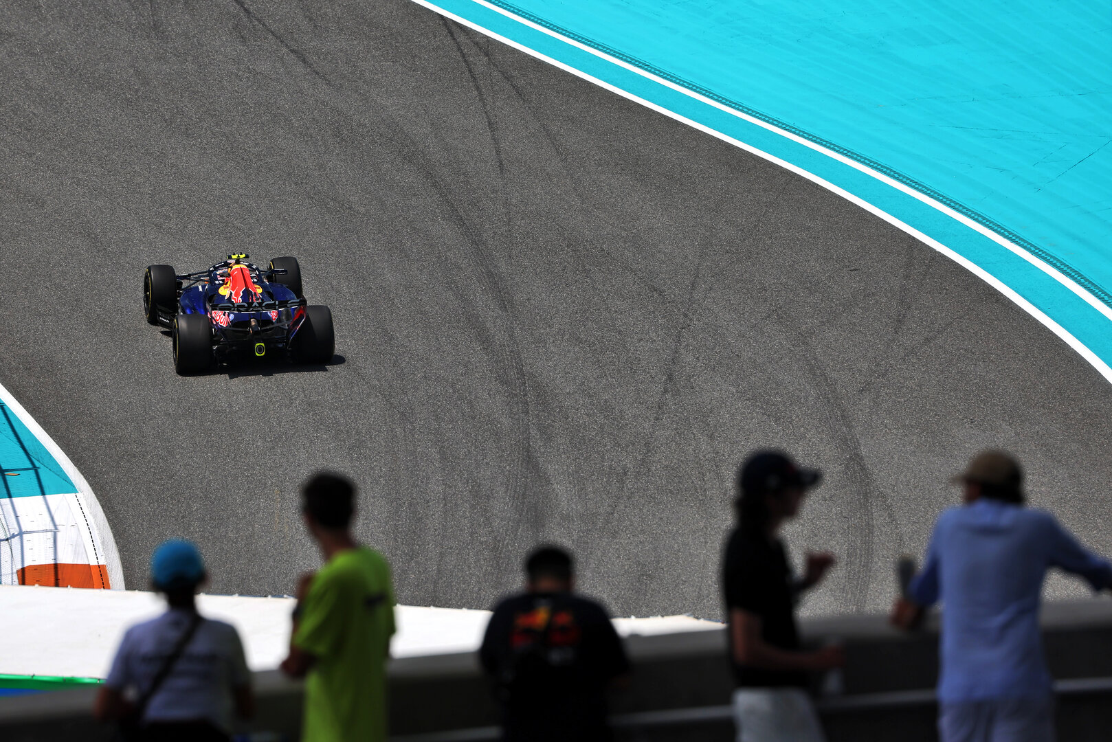 GP MIAMI, Isack Hadjar (FRA) Red Bull Racing RB22.
01.05.2026. Formula 1 World Championship, Rd 4, Miami Grand Prix, Miami, Florida, USA, Sprint Qualifiche Day.
 - www.xpbimages.com, EMail: requests@xpbimages.com © Copyright: Rew / XPB Images