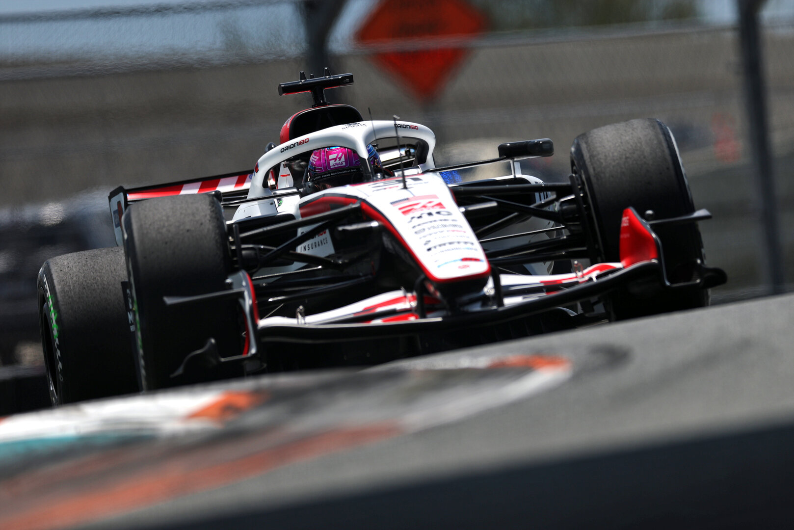 GP MIAMI, Esteban Ocon (FRA) Haas F1 Team VF-26.
01.05.2026. Formula 1 World Championship, Rd 4, Miami Grand Prix, Miami, Florida, USA, Sprint Qualifiche Day.
- www.xpbimages.com, EMail: requests@xpbimages.com © Copyright: Charniaux / XPB Images