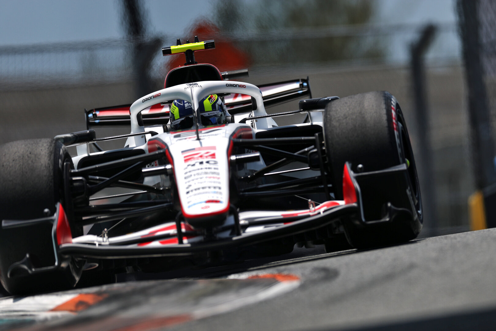 GP MIAMI, Oliver Bearman (GBR) Haas F1 Team VF-26.
01.05.2026. Formula 1 World Championship, Rd 4, Miami Grand Prix, Miami, Florida, USA, Sprint Qualifiche Day.
- www.xpbimages.com, EMail: requests@xpbimages.com © Copyright: Charniaux / XPB Images