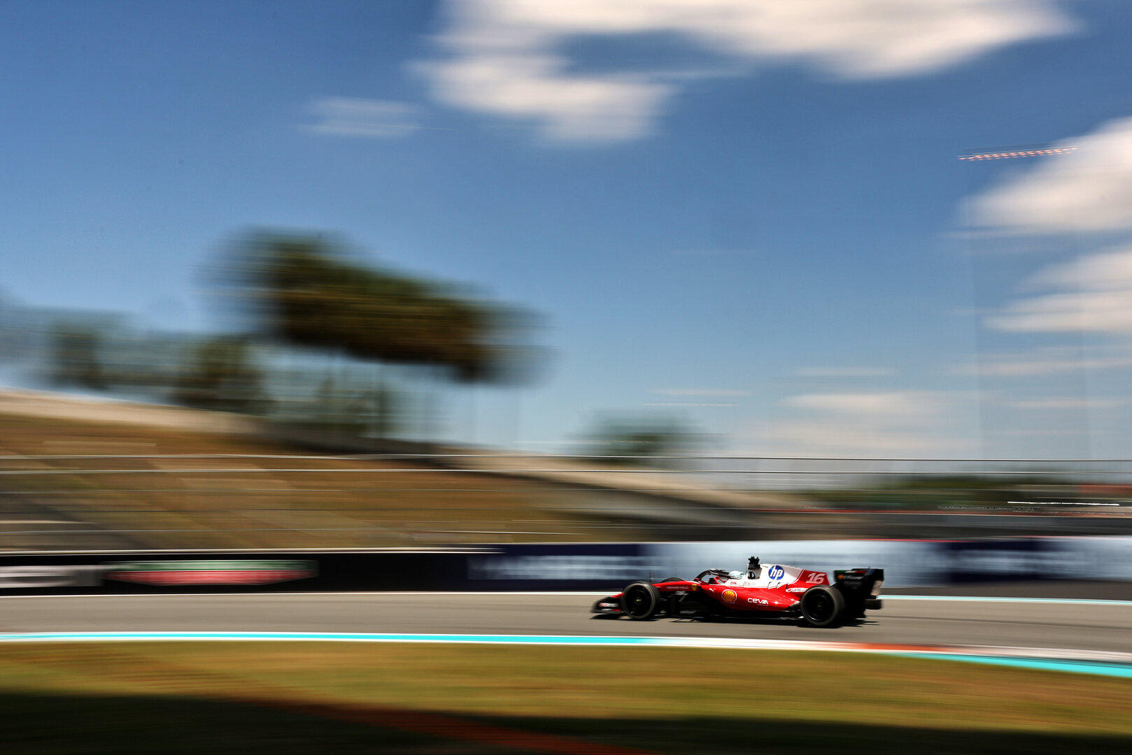 GP MIAMI, Charles Leclerc (MON) Ferrari SF-26.
01.05.2026. Formula 1 World Championship, Rd 4, Miami Grand Prix, Miami, Florida, USA, Sprint Qualifiche Day.
- www.xpbimages.com, EMail: requests@xpbimages.com © Copyright: Charniaux / XPB Images