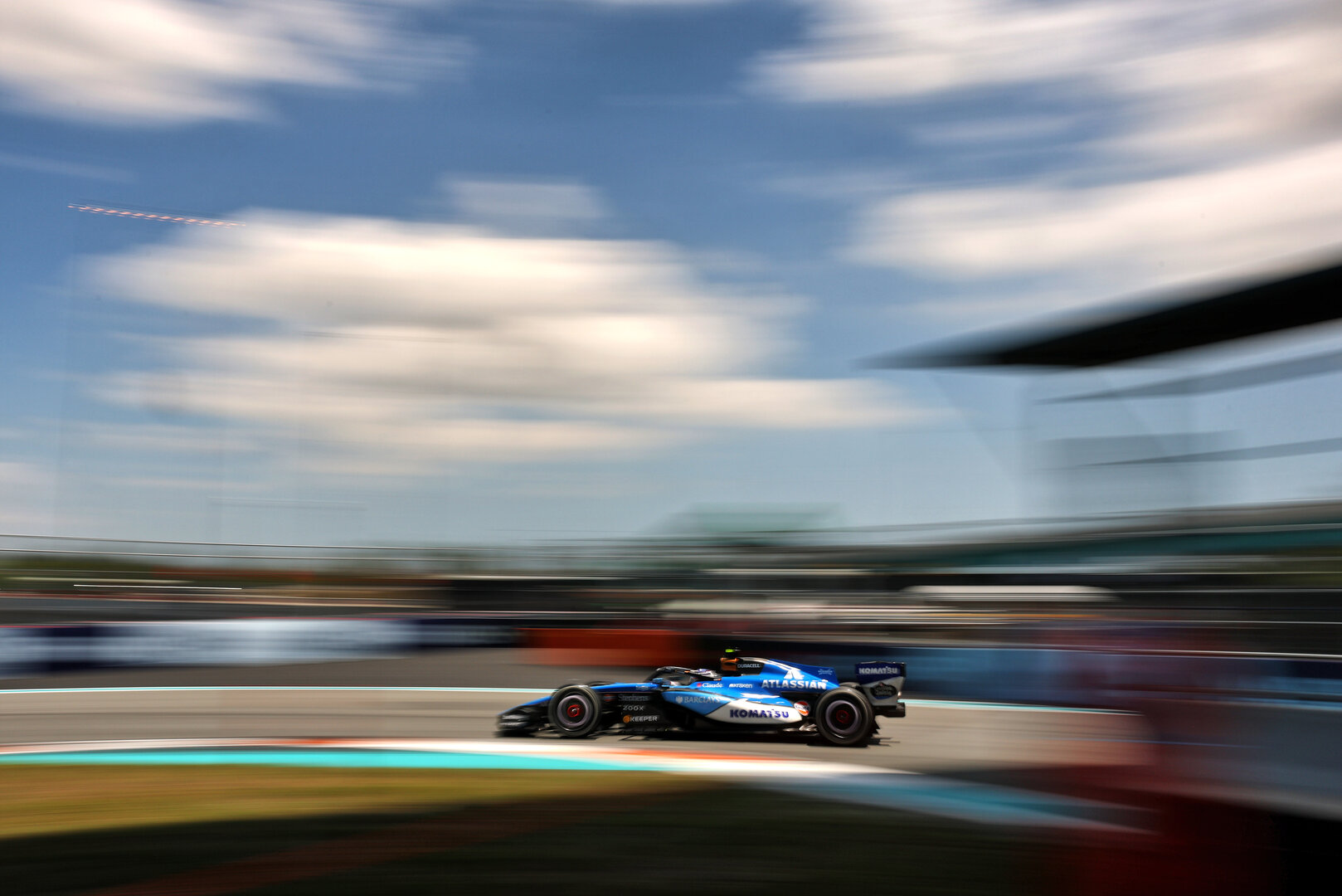 GP MIAMI, Carlos Sainz (ESP) Williams F1 Team FW48.
01.05.2026. Formula 1 World Championship, Rd 4, Miami Grand Prix, Miami, Florida, USA, Sprint Qualifiche Day.
- www.xpbimages.com, EMail: requests@xpbimages.com © Copyright: Charniaux / XPB Images