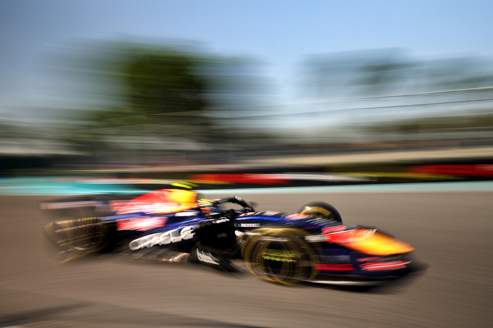 GP MIAMI, Isack Hadjar (FRA) Red Bull Racing RB22.
01.05.2026. Formula 1 World Championship, Rd 4, Miami Grand Prix, Miami, Florida, USA, Sprint Qualifiche Day.
- www.xpbimages.com, EMail: requests@xpbimages.com © Copyright: Dunbar / XPB Images