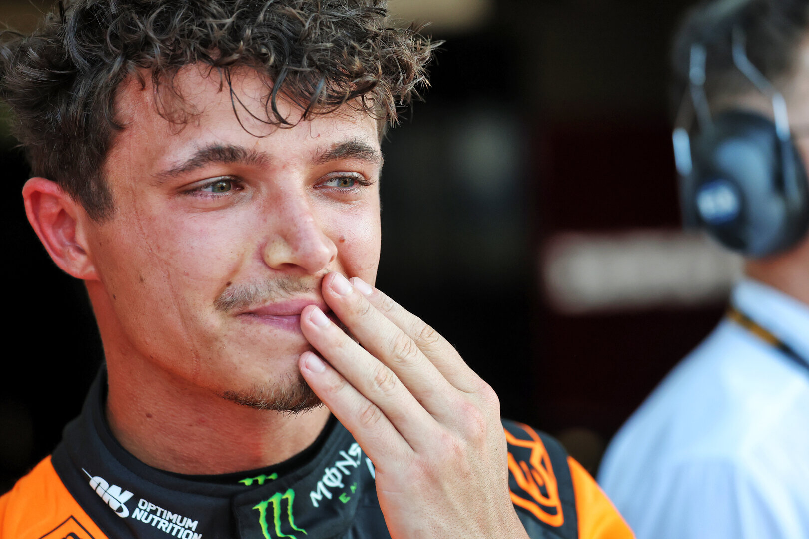 GP MIAMI, Lando Norris (GBR) McLaren F1 Team MCL40 celebrates his pole position in Sprint qualifying parc ferme.
01.05.2026. Formula 1 World Championship, Rd 4, Miami Grand Prix, Miami, Florida, USA, Sprint Qualifiche Day.
- www.xpbimages.com, EMail: requests@xpbimages.com © Copyright: Charniaux / XPB Images