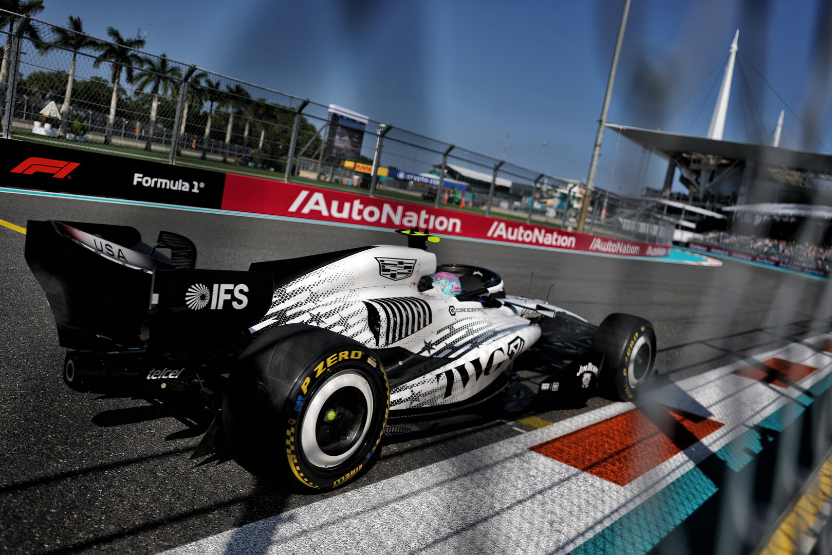 GP MIAMI, Valtteri Bottas (FIN) Cadillac Formula 1 Team MAC-26.
01.05.2026. Formula 1 World Championship, Rd 4, Miami Grand Prix, Miami, Florida, USA, Sprint Qualifiche Day.
- www.xpbimages.com, EMail: requests@xpbimages.com © Copyright: Charniaux / XPB Images