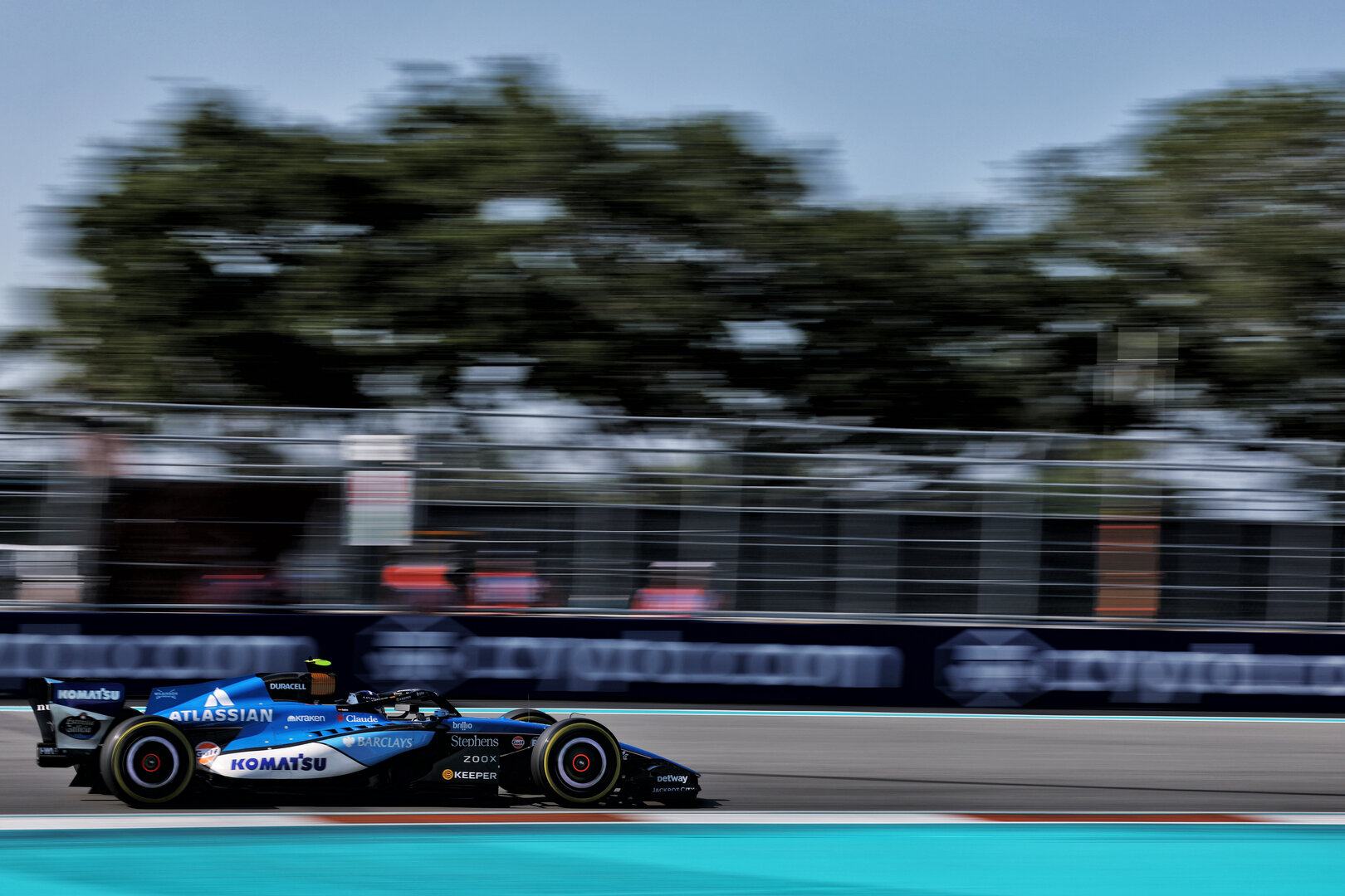 GP MIAMI, Carlos Sainz (ESP) Williams F1 Team FW48.
01.05.2026. Formula 1 World Championship, Rd 4, Miami Grand Prix, Miami, Florida, USA, Sprint Qualifiche Day.
- www.xpbimages.com, EMail: requests@xpbimages.com © Copyright: Charniaux / XPB Images