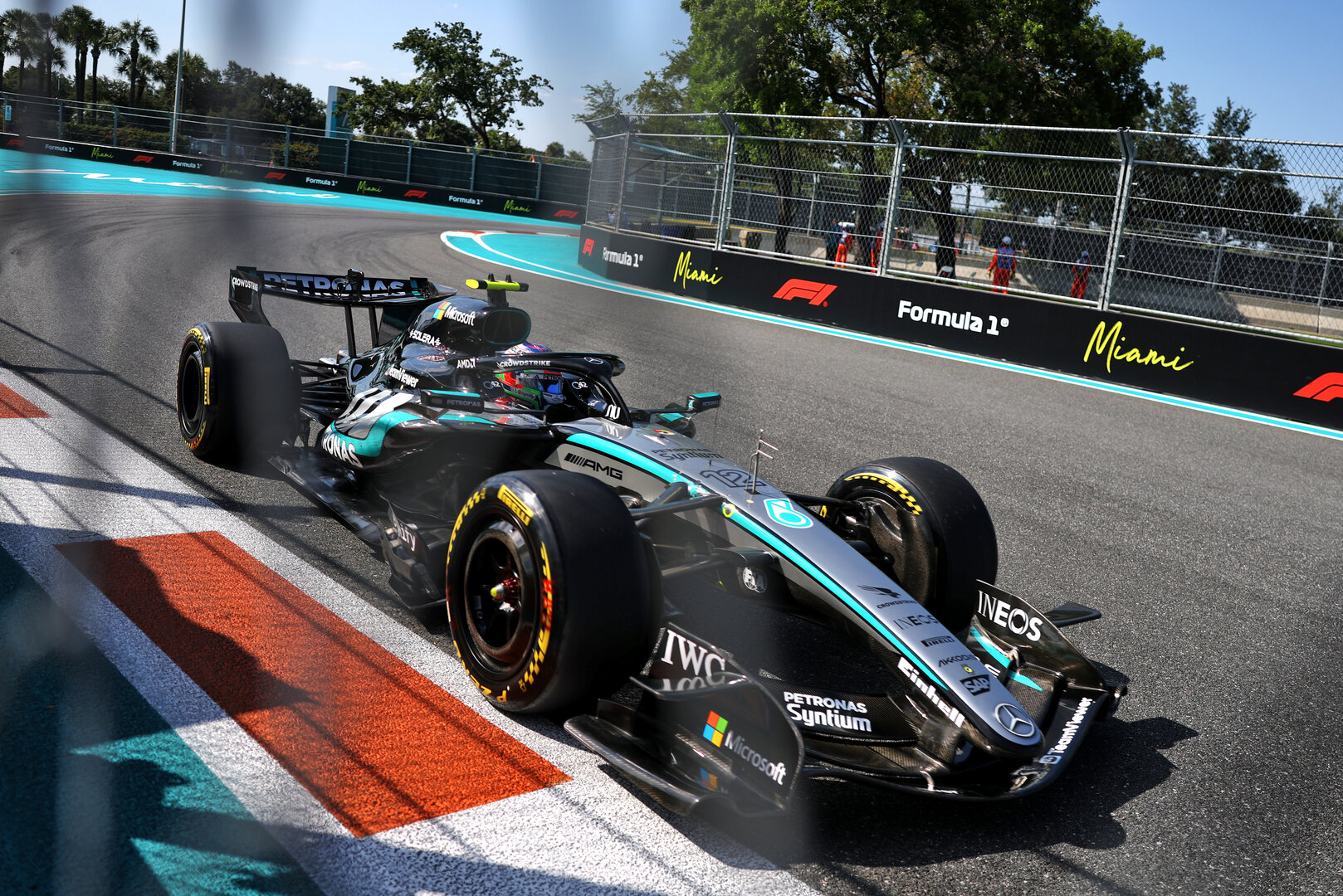 GP MIAMI, Andrea Kimi Antonelli (ITA) Mercedes AMG Formula One Team W17.
01.05.2026. Formula 1 World Championship, Rd 4, Miami Grand Prix, Miami, Florida, USA, Sprint Qualifiche Day.
- www.xpbimages.com, EMail: requests@xpbimages.com © Copyright: Charniaux / XPB Images