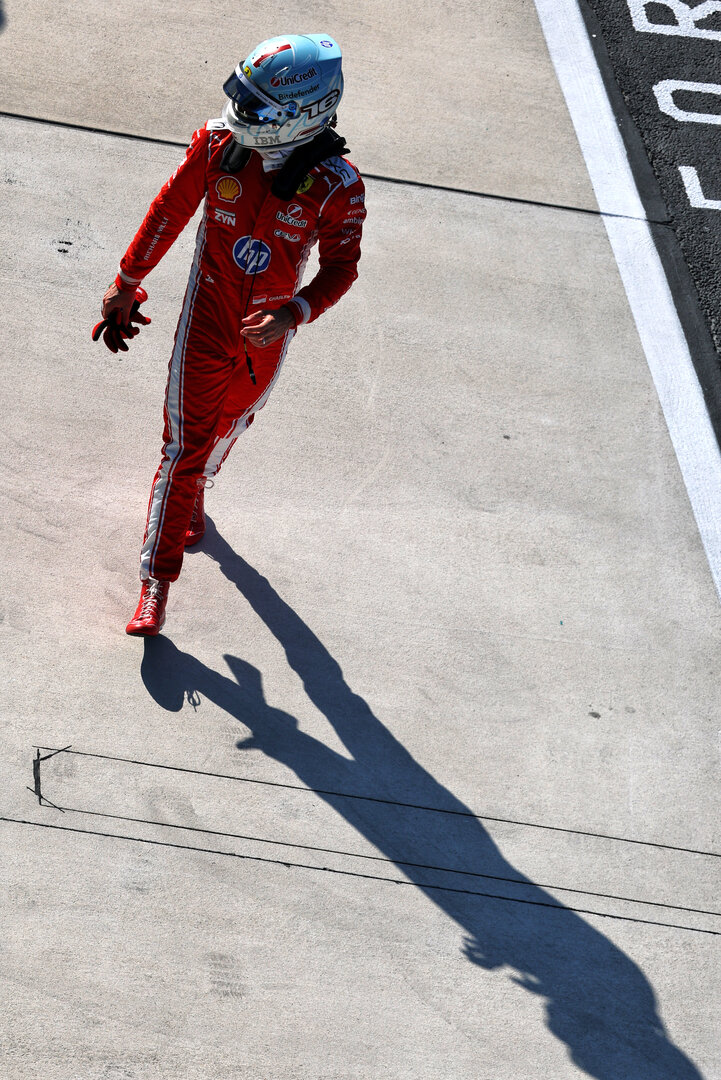 GP MIAMI, Charles Leclerc (MON) Ferrari in Sprint qualifying parc ferme.
01.05.2026. Formula 1 World Championship, Rd 4, Miami Grand Prix, Miami, Florida, USA, Sprint Qualifiche Day.
- www.xpbimages.com, EMail: requests@xpbimages.com © Copyright: Moy / XPB Images