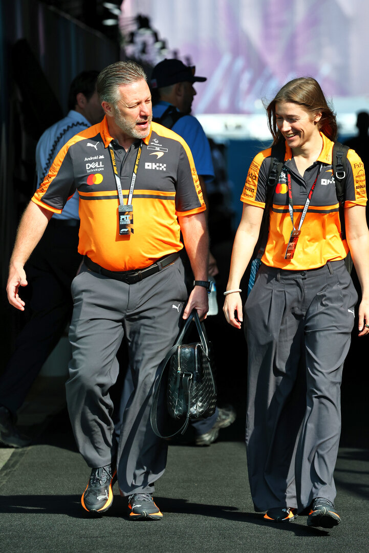 GP MIAMI, Zak Brown (USA) McLaren F1 Team Executive Director (Left).
02.05.2026. Formula 1 World Championship, Rd 4, Miami Grand Prix, Miami, Florida, USA, Sprint e Qualifiche Day.
- www.xpbimages.com, EMail: requests@xpbimages.com © Copyright: Bearne / XPB Images