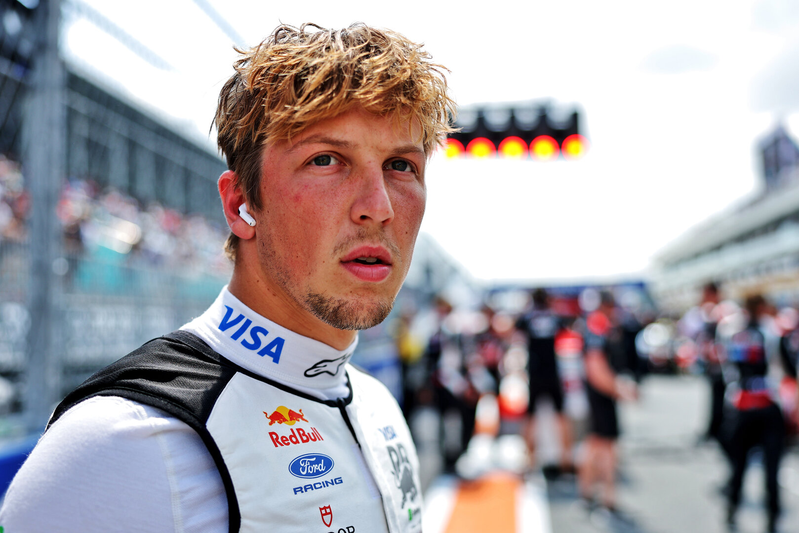 GP MIAMI, Liam Lawson (NZL) Racing Bulls Formula One Team on the grid.
02.05.2026. Formula 1 World Championship, Rd 4, Miami Grand Prix, Miami, Florida, USA, Sprint e Qualifiche Day.
- www.xpbimages.com, EMail: requests@xpbimages.com © Copyright: Charniaux / XPB Images