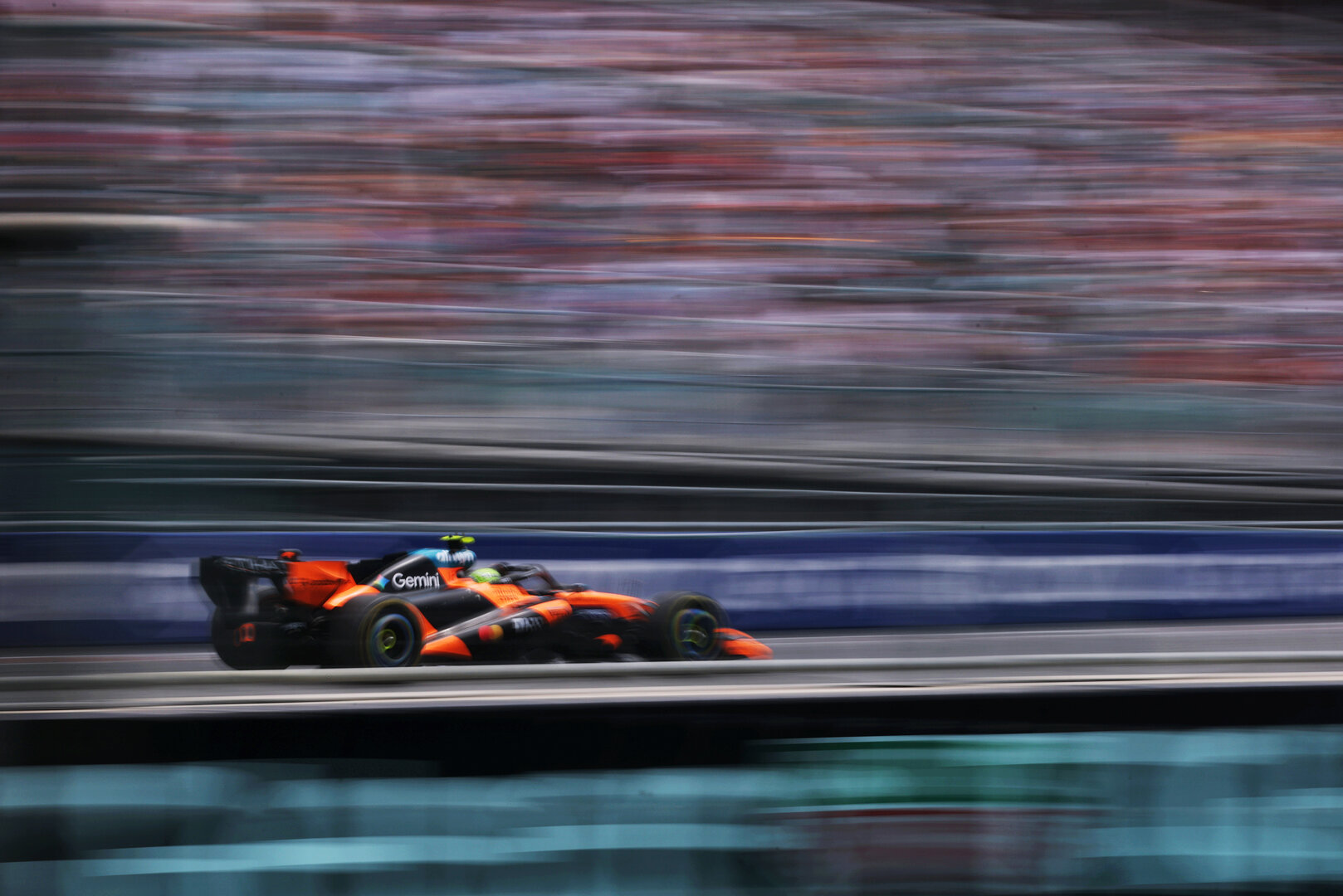 GP MIAMI, Lando Norris (GBR) McLaren F1 Team MCL40.
02.05.2026. Formula 1 World Championship, Rd 4, Miami Grand Prix, Miami, Florida, USA, Sprint e Qualifiche Day.
- www.xpbimages.com, EMail: requests@xpbimages.com © Copyright: Charniaux / XPB Images