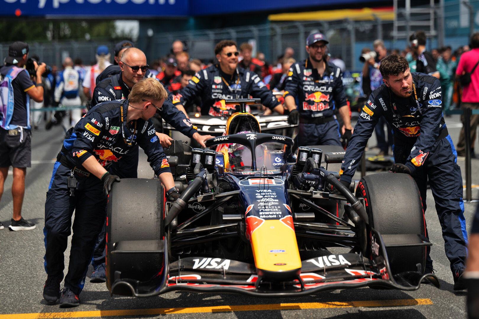 GP MIAMI, Max Verstappen (NLD) Red Bull Racing RB22 on the grid.
02.05.2026. Formula 1 World Championship, Rd 4, Miami Grand Prix, Miami, Florida, USA, Sprint e Qualifiche Day.
- www.xpbimages.com, EMail: requests@xpbimages.com © Copyright: Price / XPB Images