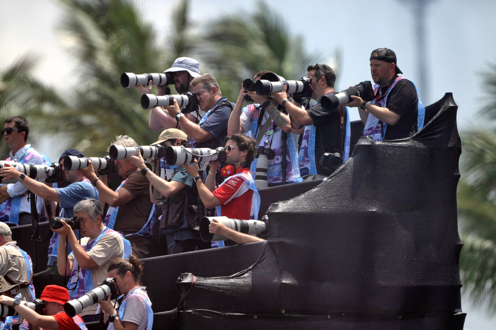 GP MIAMI, Circuit Atmosfera - Photographers.
02.05.2026. Formula 1 World Championship, Rd 4, Miami Grand Prix, Miami, Florida, USA, Sprint e Qualifiche Day.
- www.xpbimages.com, EMail: requests@xpbimages.com © Copyright: Price / XPB Images