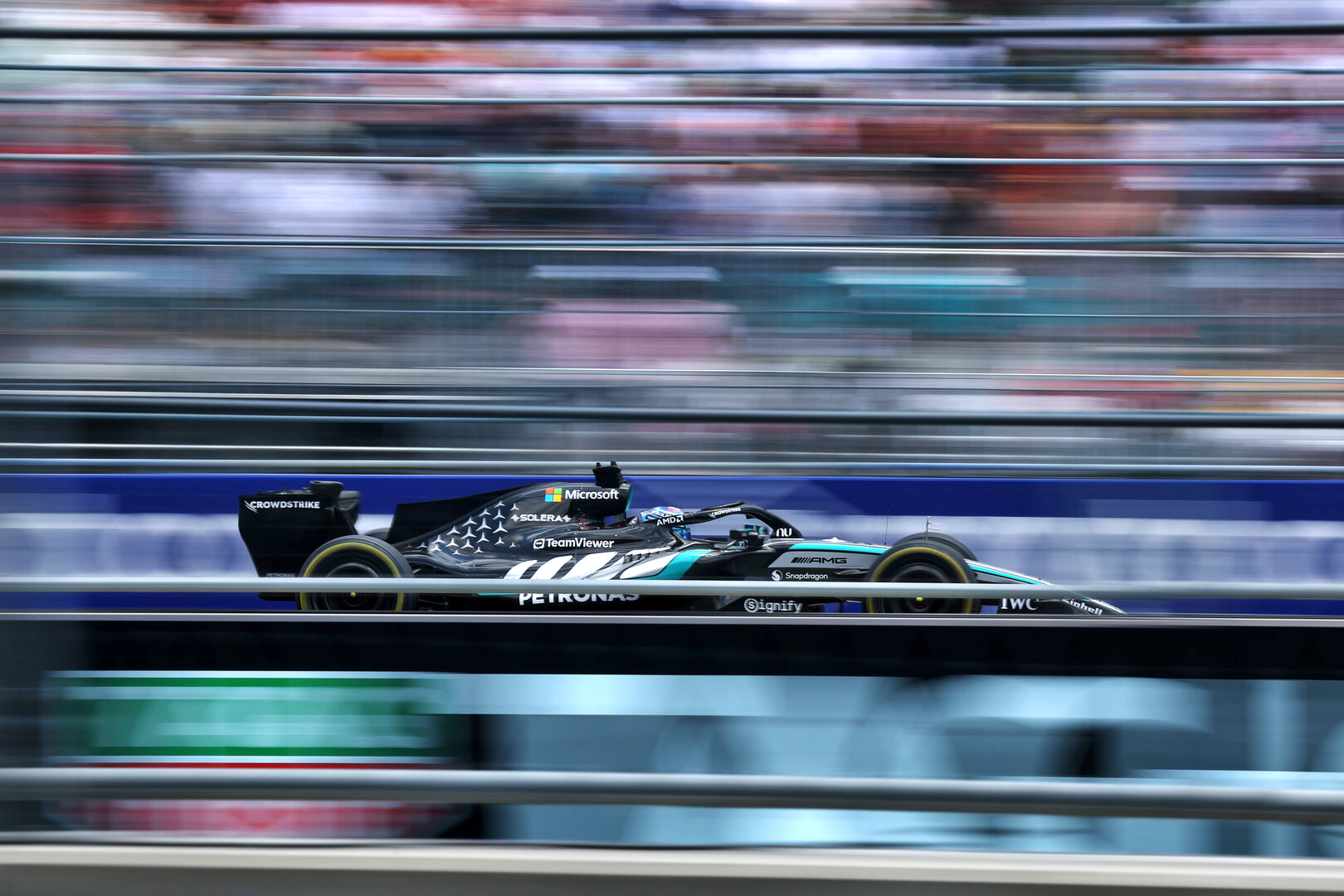 GP MIAMI, George Russell (GBR) Mercedes AMG Formula One Team W17.
02.05.2026. Formula 1 World Championship, Rd 4, Miami Grand Prix, Miami, Florida, USA, Sprint e Qualifiche Day.
- www.xpbimages.com, EMail: requests@xpbimages.com © Copyright: Dunbar / XPB Images