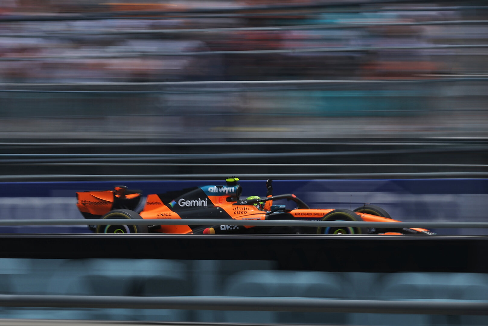 GP MIAMI, Sprint winner Lando Norris (GBR) McLaren F1 Team MCL40 celebrates at the end of the race.
02.05.2026. Formula 1 World Championship, Rd 4, Miami Grand Prix, Miami, Florida, USA, Sprint e Qualifiche Day.
- www.xpbimages.com, EMail: requests@xpbimages.com © Copyright: Dunbar / XPB Images