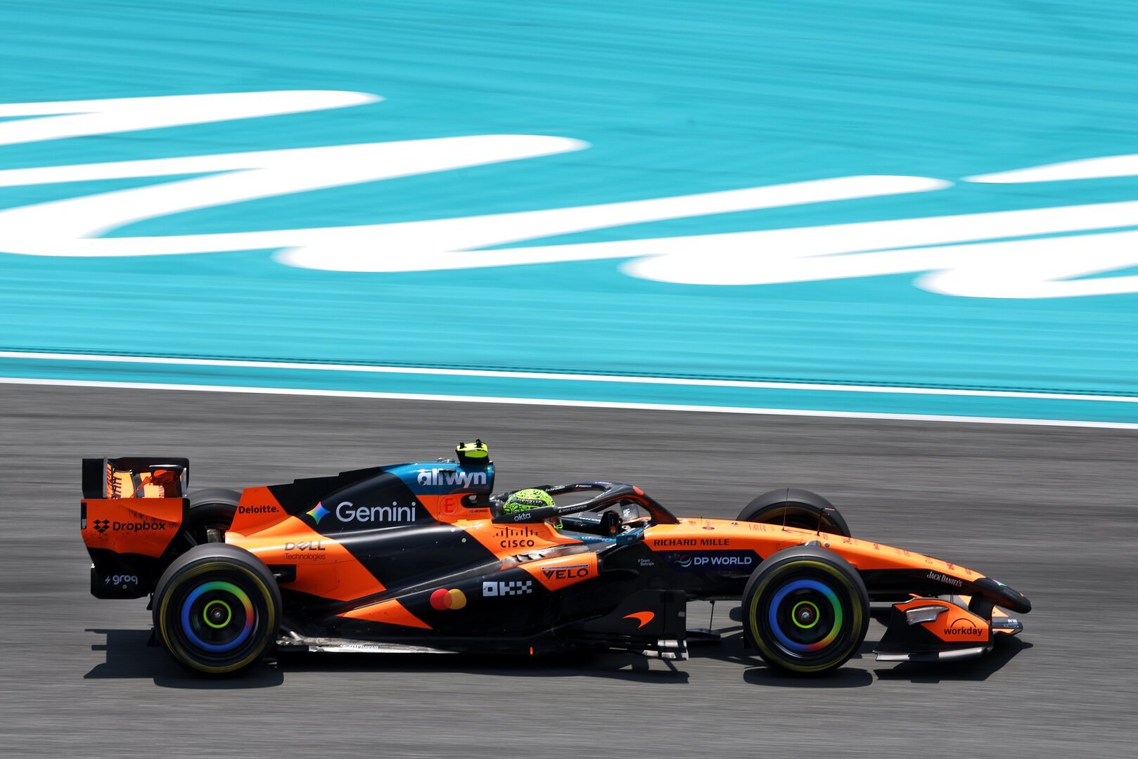 GP MIAMI, Lando Norris (GBR) McLaren F1 Team MCL40.
02.05.2026. Formula 1 World Championship, Rd 4, Miami Grand Prix, Miami, Florida, USA, Sprint e Qualifiche Day.
- www.xpbimages.com, EMail: requests@xpbimages.com © Copyright: Dunbar / XPB Images