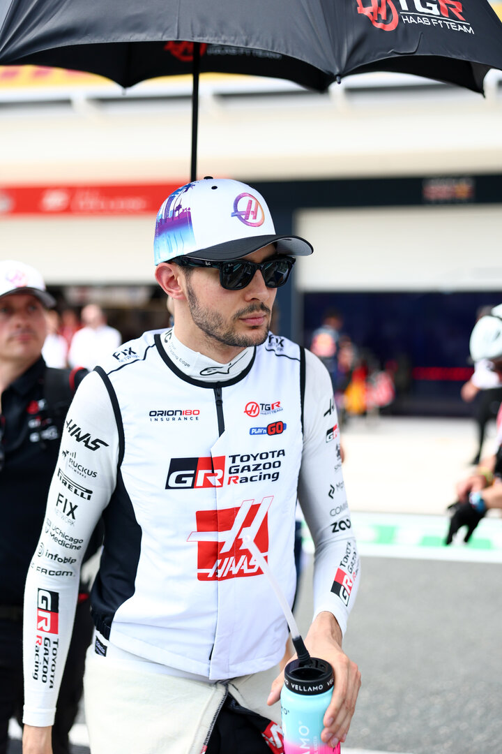 GP MIAMI, Esteban Ocon (FRA) Haas F1 Team on the grid.
02.05.2026. Formula 1 World Championship, Rd 4, Miami Grand Prix, Miami, Florida, USA, Sprint e Qualifiche Day.
- www.xpbimages.com, EMail: requests@xpbimages.com © Copyright: Bearne / XPB Images