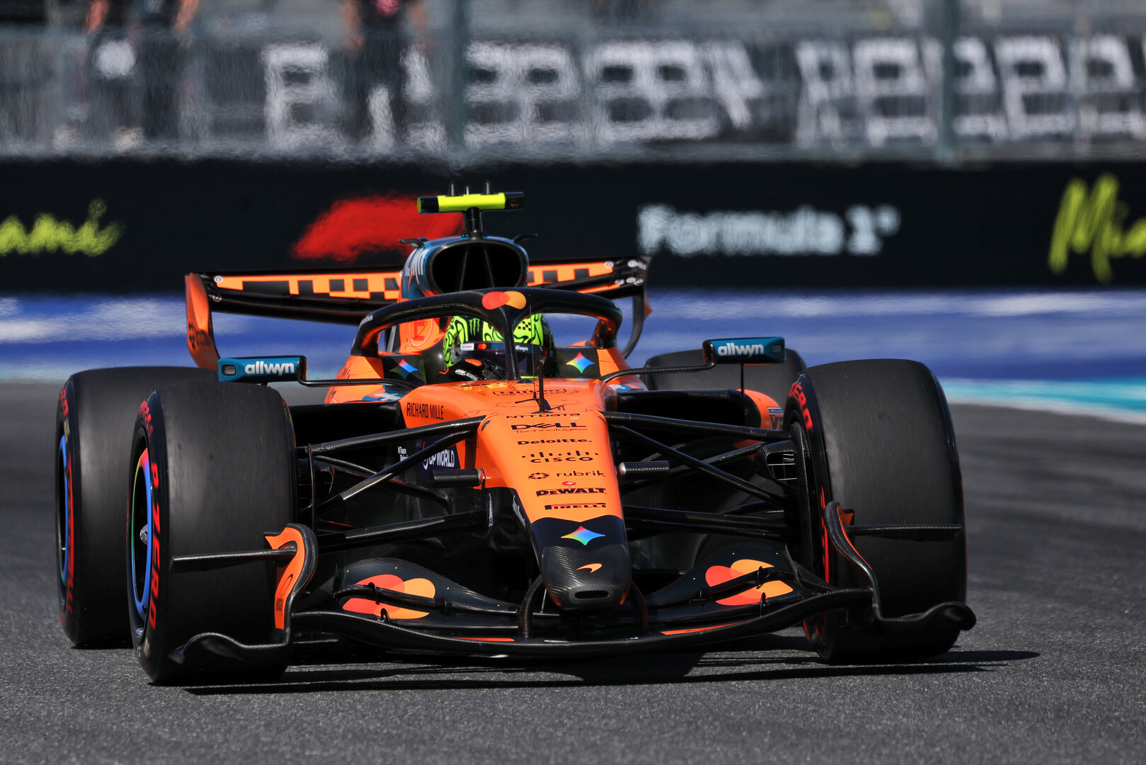 GP MIAMI, Lando Norris (GBR) McLaren F1 Team MCL40.
02.05.2026. Formula 1 World Championship, Rd 4, Miami Grand Prix, Miami, Florida, USA, Sprint e Qualifiche Day.
- www.xpbimages.com, EMail: requests@xpbimages.com © Copyright: Dunbar / XPB Images