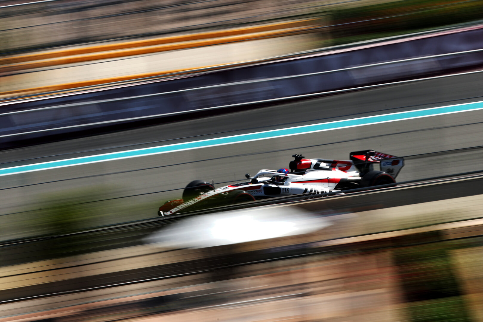 GP MIAMI, Esteban Ocon (FRA) Haas F1 Team VF-26.
02.05.2026. Formula 1 World Championship, Rd 4, Miami Grand Prix, Miami, Florida, USA, Sprint e Qualifiche Day.
- www.xpbimages.com, EMail: requests@xpbimages.com © Copyright: Charniaux / XPB Images