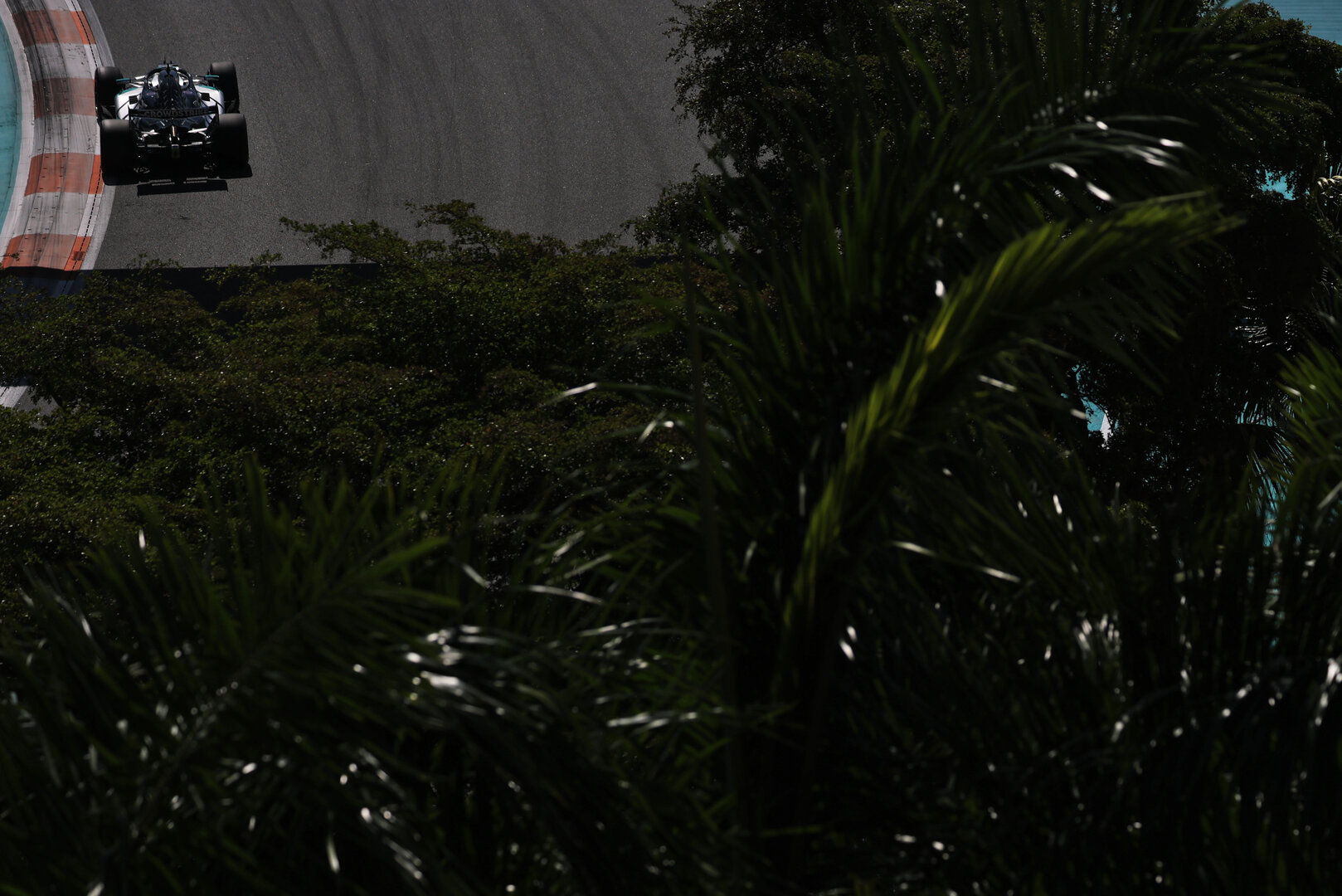 GP MIAMI, George Russell (GBR) Mercedes AMG Formula One Team W17.
02.05.2026. Formula 1 World Championship, Rd 4, Miami Grand Prix, Miami, Florida, USA, Sprint e Qualifiche Day.
- www.xpbimages.com, EMail: requests@xpbimages.com © Copyright: Charniaux / XPB Images