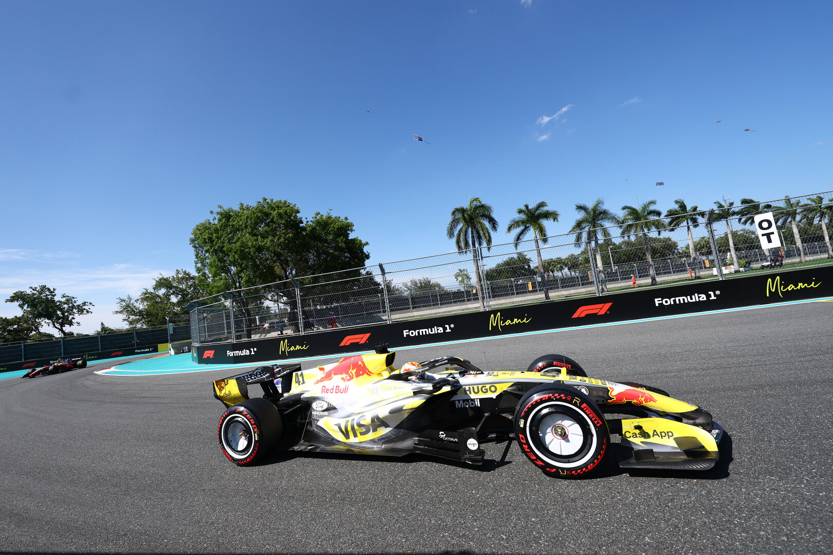 GP MIAMI, Arvid Lindblad (GBR) Racing Bulls Formula One Team VCARB 03.
02.05.2026. Formula 1 World Championship, Rd 4, Miami Grand Prix, Miami, Florida, USA, Sprint e Qualifiche Day.
- www.xpbimages.com, EMail: requests@xpbimages.com © Copyright: Bearne / XPB Images