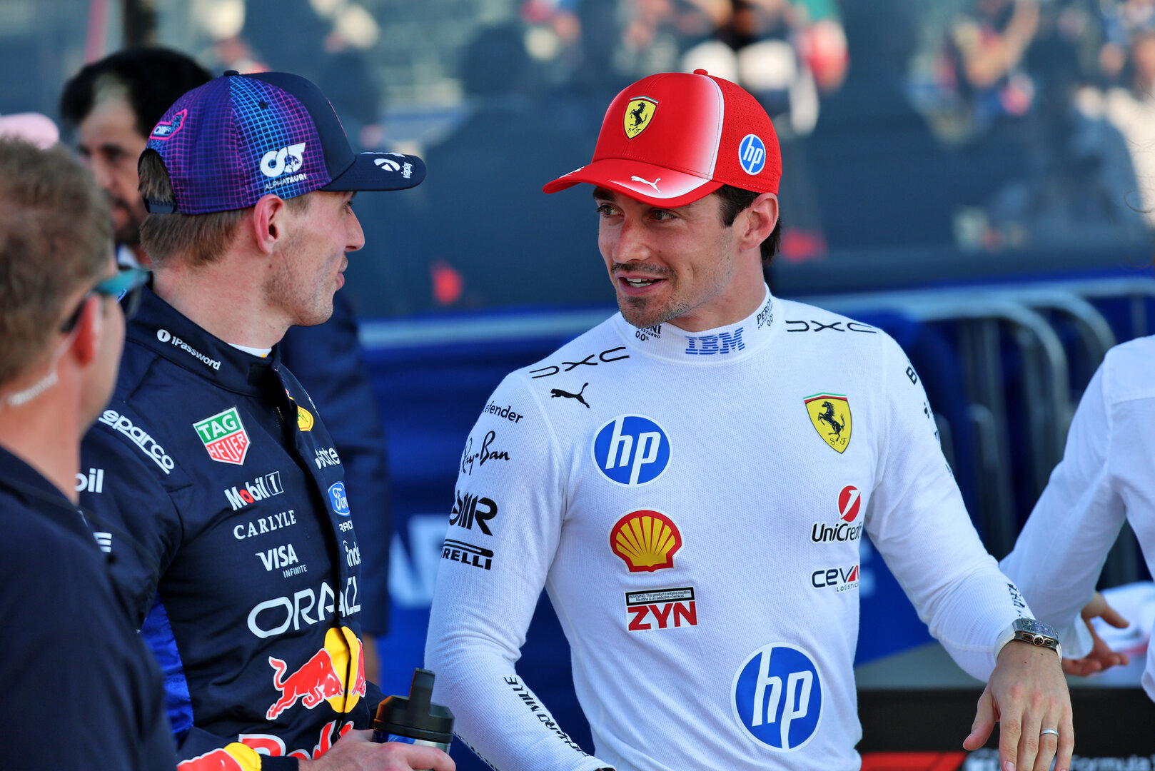 GP MIAMI, (L to R): Max Verstappen (NLD) Red Bull Racing with Charles Leclerc (MON) Ferrari.
02.05.2026. Formula 1 World Championship, Rd 4, Miami Grand Prix, Miami, Florida, USA, Sprint e Qualifiche Day.
- www.xpbimages.com, EMail: requests@xpbimages.com © Copyright: Batchelor / XPB Images