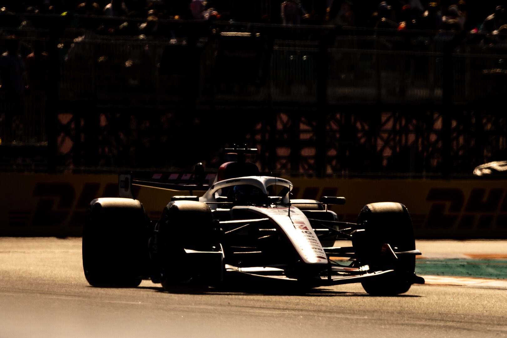 GP MIAMI, Esteban Ocon (FRA) Haas F1 Team VF-26.
02.05.2026. Formula 1 World Championship, Rd 4, Miami Grand Prix, Miami, Florida, USA, Sprint e Qualifiche Day.
- www.xpbimages.com, EMail: requests@xpbimages.com © Copyright: Bearne / XPB Images