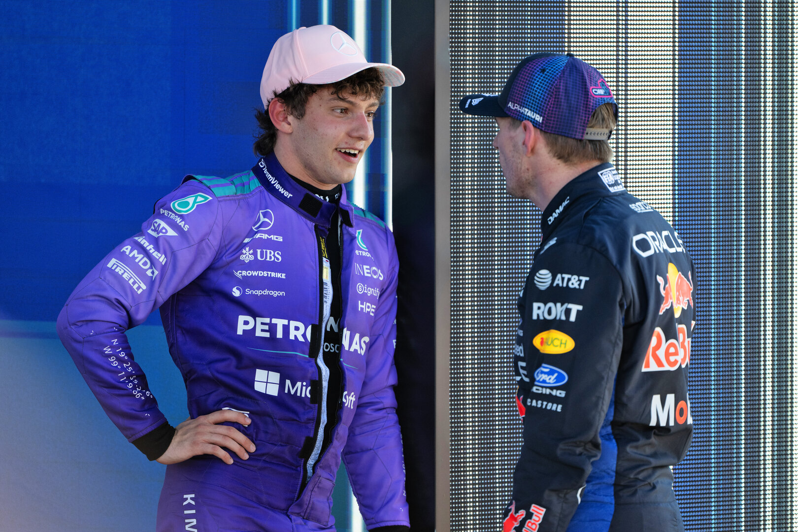 GP MIAMI, (L to R): pole sitter Andrea Kimi Antonelli (ITA) Mercedes AMG Formula One Team e Max Verstappen (NLD) Red Bull Racing in qualifying parc ferme.
02.05.2026. Formula 1 World Championship, Rd 4, Miami Grand Prix, Miami, Florida, USA, Sprint e Qualifiche Day.
- www.xpbimages.com, EMail: requests@xpbimages.com © Copyright: Price / XPB Images