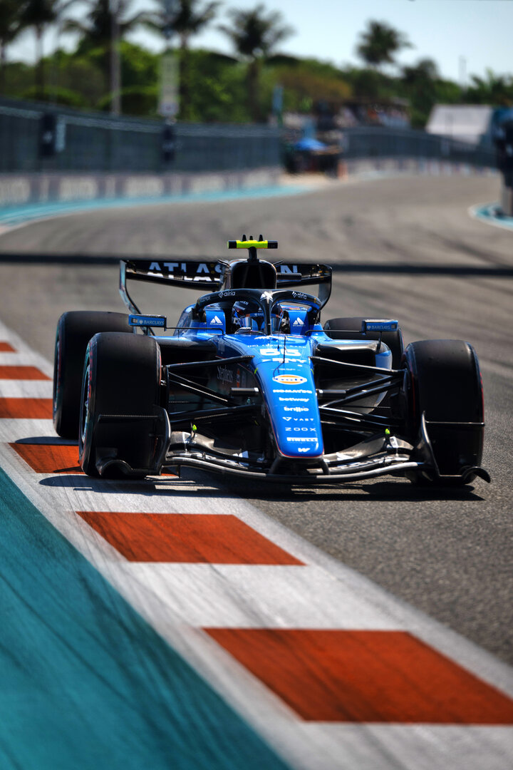 GP MIAMI, Carlos Sainz (ESP) Williams F1 Team FW48.
02.05.2026. Formula 1 World Championship, Rd 4, Miami Grand Prix, Miami, Florida, USA, Sprint e Qualifiche Day.
- www.xpbimages.com, EMail: requests@xpbimages.com © Copyright: Price / XPB Images