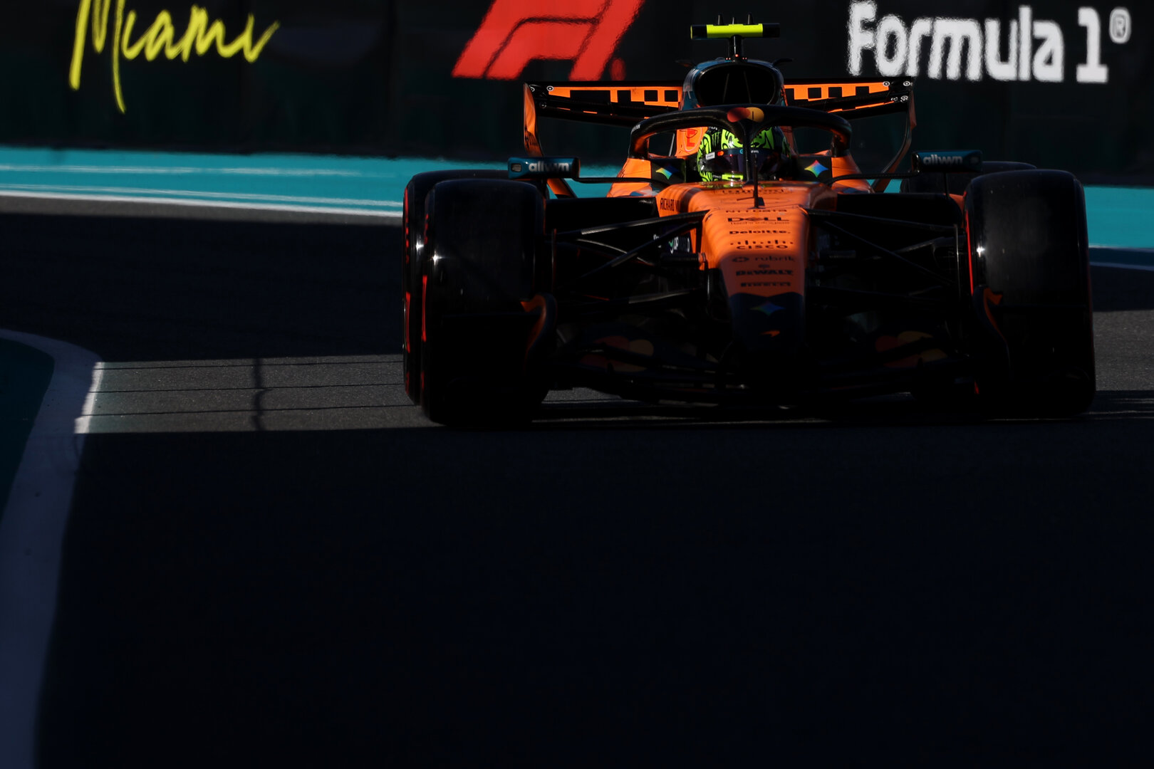GP MIAMI, Lando Norris (GBR) McLaren F1 Team MCL40.
02.05.2026. Formula 1 World Championship, Rd 4, Miami Grand Prix, Miami, Florida, USA, Sprint e Qualifiche Day.
- www.xpbimages.com, EMail: requests@xpbimages.com © Copyright: Dunbar / XPB Images