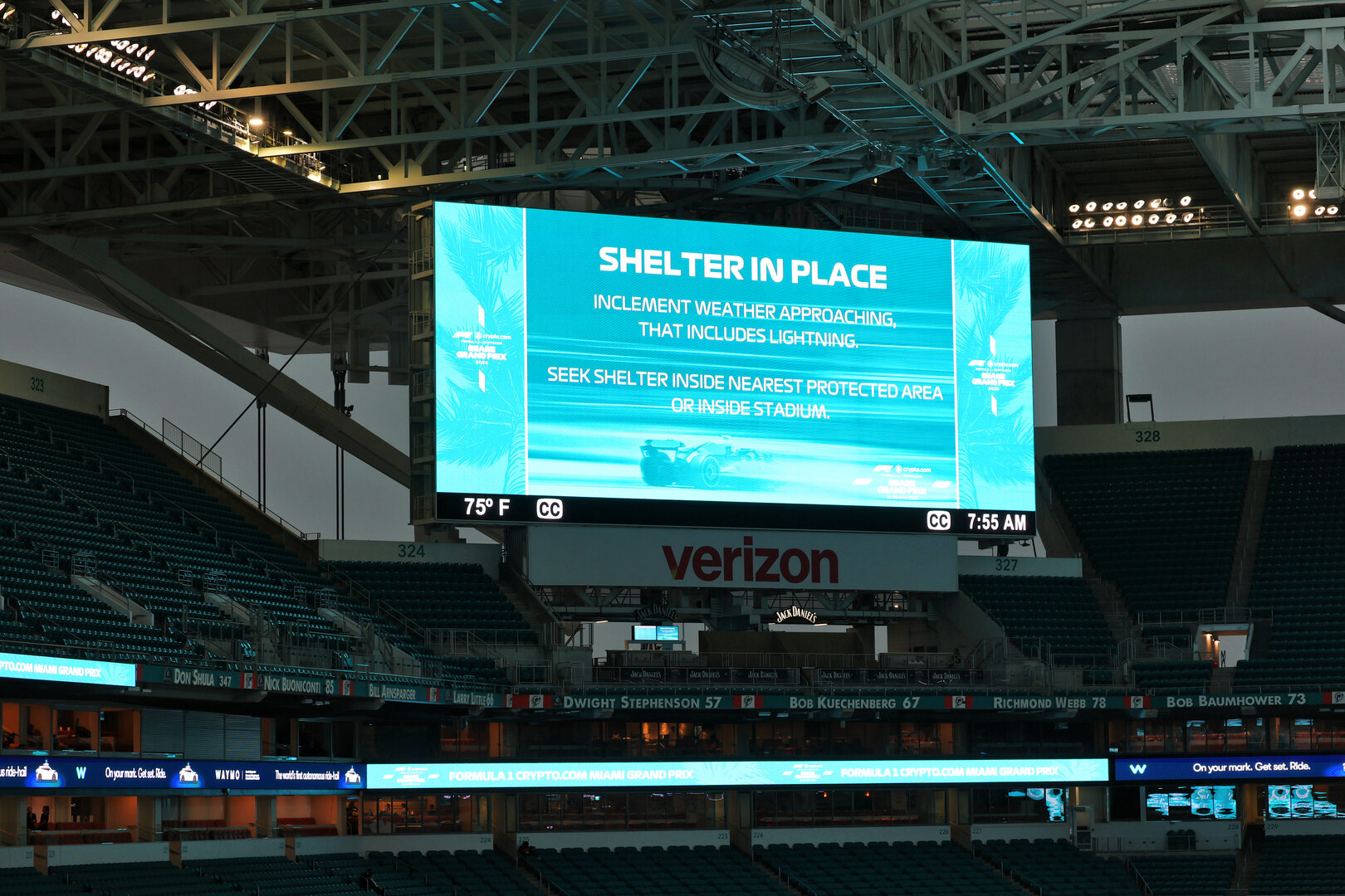 GP MIAMI, Paddock Atmosfera - Lightning storm shelter protocols displayed on a giant screen in the stadium.
03.05.2026. Formula 1 World Championship, Rd 4, Miami Grand Prix, Miami, Florida, USA, Gara Day.
- www.xpbimages.com, EMail: requests@xpbimages.com © Copyright: Bearne / XPB Images