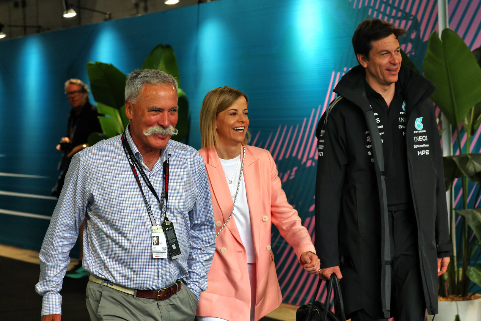 GP MIAMI, (L to R): Chase Carey (USA) Liberty Media Executive Committee Board Member with Susie Wolff (GBR) F1 Academy Managing Director e Toto Wolff (GER) Mercedes AMG Formula One Team Shareholder e Executive Director.
03.05.2026. Formula 1 World Championship, Rd 4, Miami Grand Prix, Miami, Florida, USA, Gara Day.
- www.xpbimages.com, EMail: requests@xpbimages.com © Copyright: Patching / XPB Images