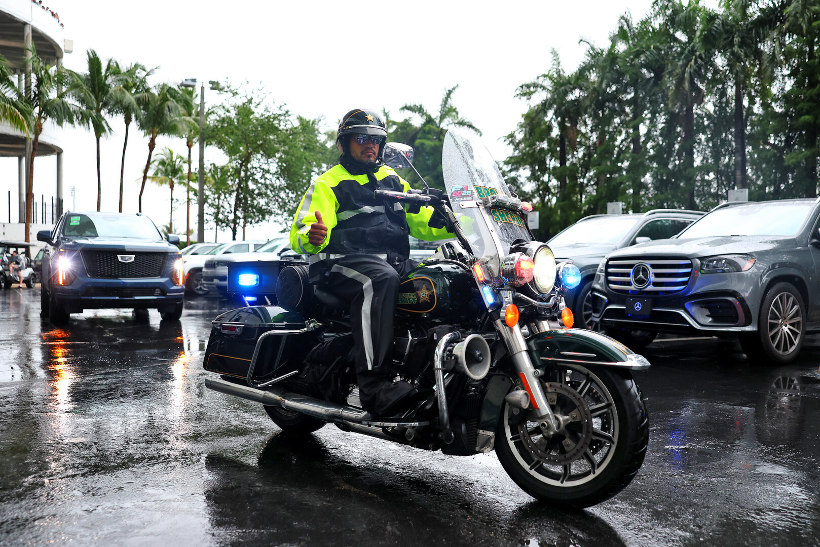 GP MIAMI, Dan Towriss (USA) Cadillac F1 Team e TWG Motorsports CEO arrives at the circuit under police escort.
03.05.2026. Formula 1 World Championship, Rd 4, Miami Grand Prix, Miami, Florida, USA, Gara Day.
- www.xpbimages.com, EMail: requests@xpbimages.com © Copyright: Bearne / XPB Images