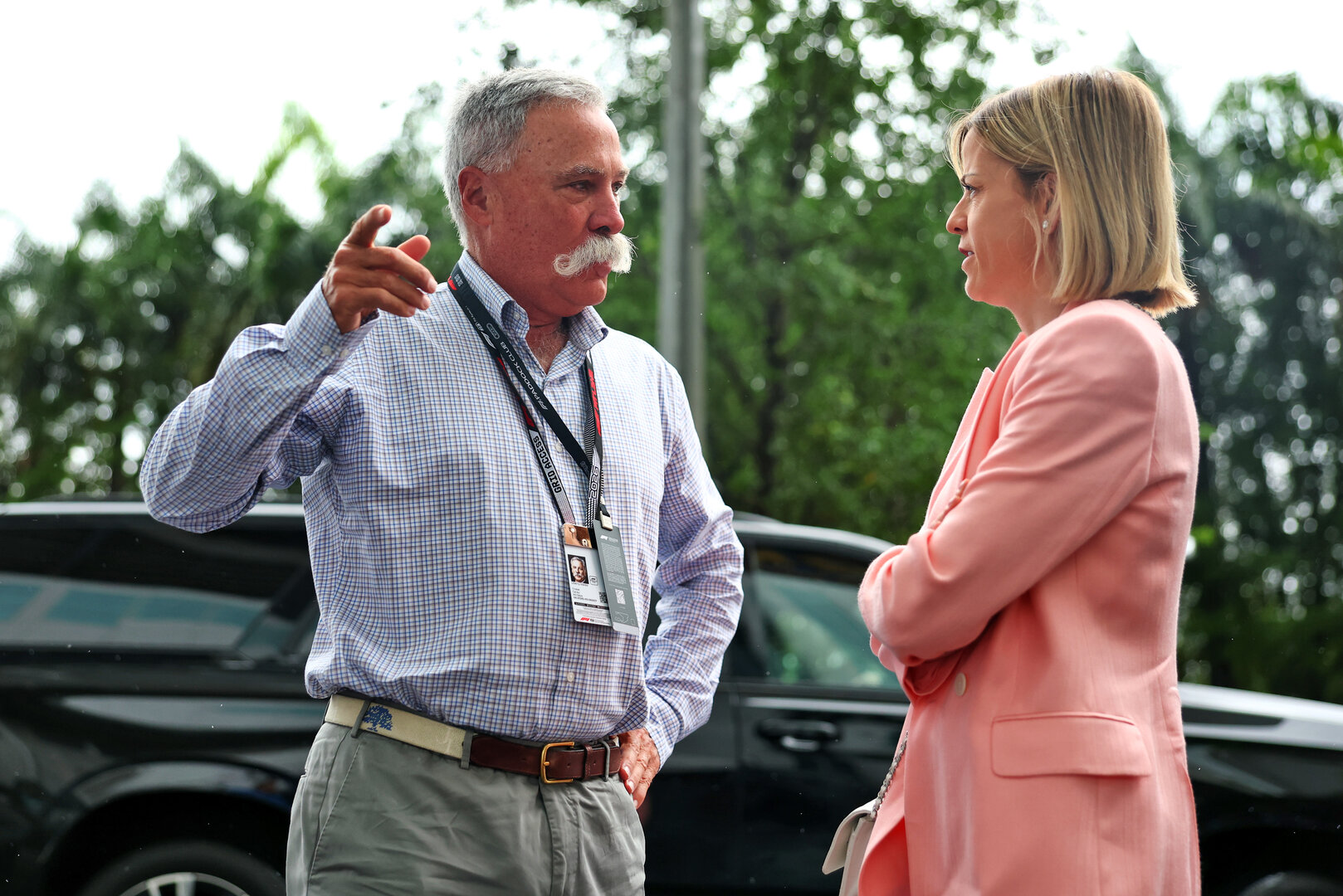 GP MIAMI, (L to R): Chase Carey (USA) Liberty Media Executive Committee Board Member with Susie Wolff (GBR) F1 Academy Managing Director.
03.05.2026. Formula 1 World Championship, Rd 4, Miami Grand Prix, Miami, Florida, USA, Gara Day.
- www.xpbimages.com, EMail: requests@xpbimages.com © Copyright: Bearne / XPB Images